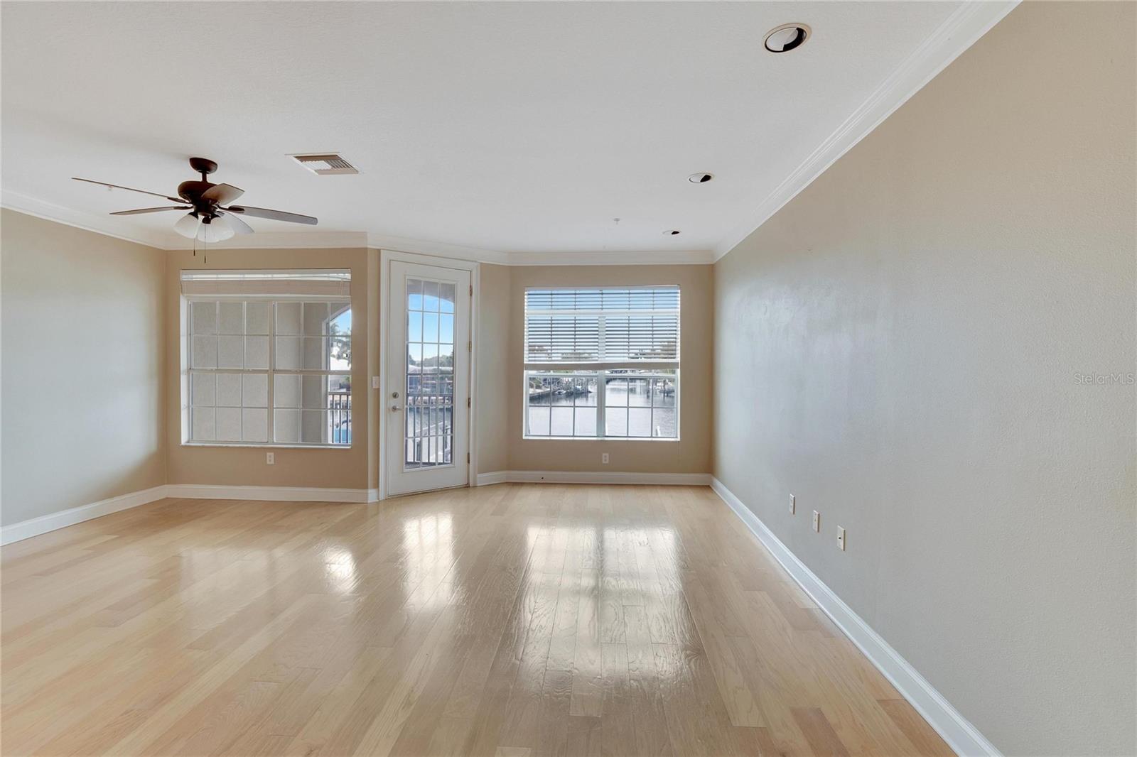 Image 6 of 72 For 6414 Sunset Bay Circle