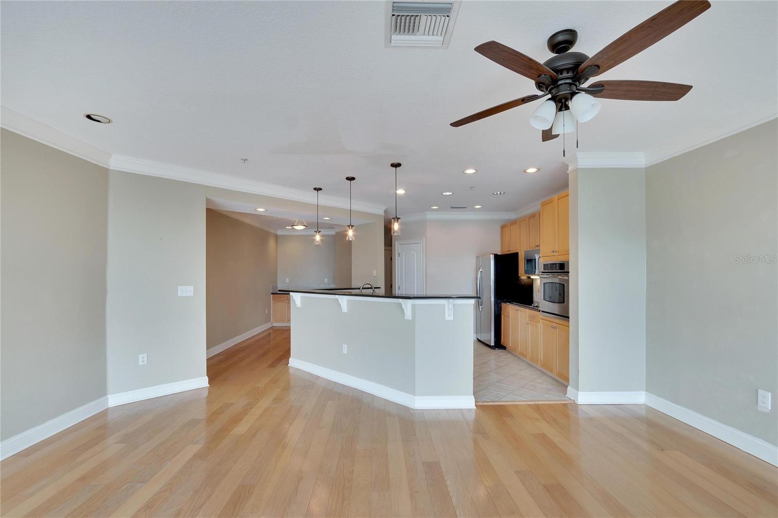 Image 8 of 72 For 6414 Sunset Bay Circle