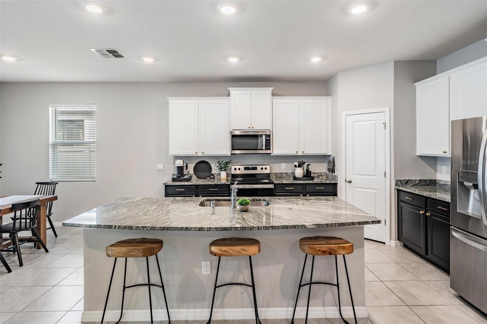 Image 15 of 48 For 13061 Brookside Moss Drive