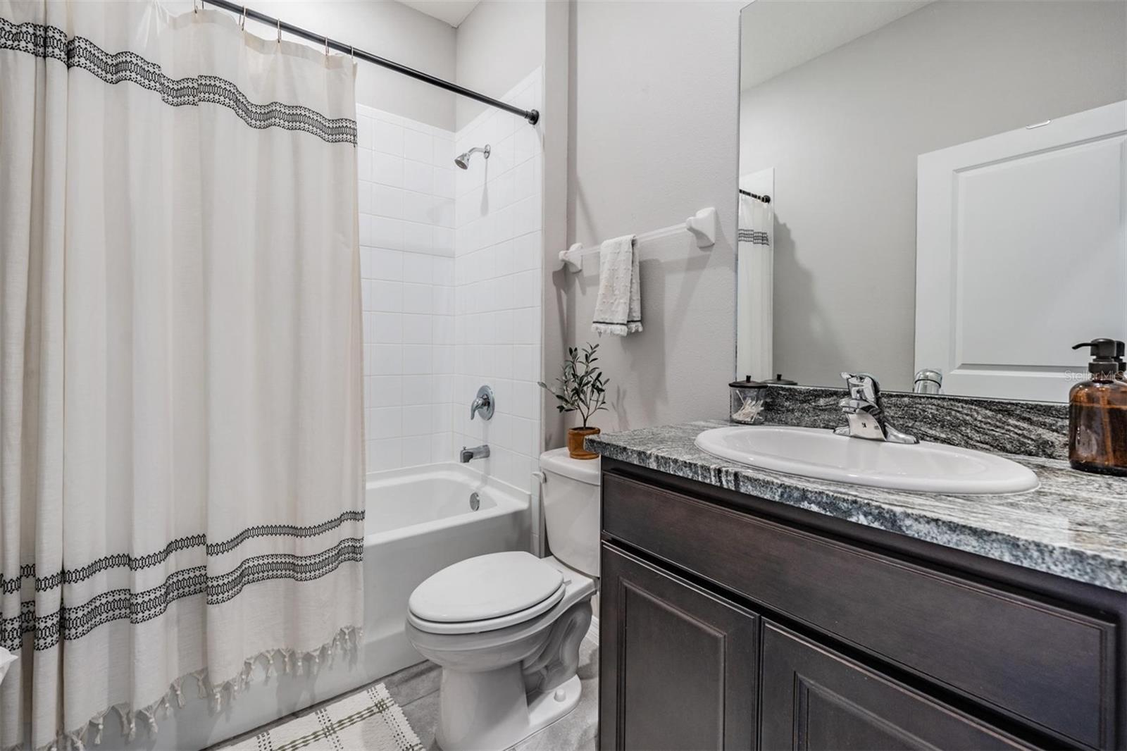 Image 26 of 48 For 13061 Brookside Moss Drive