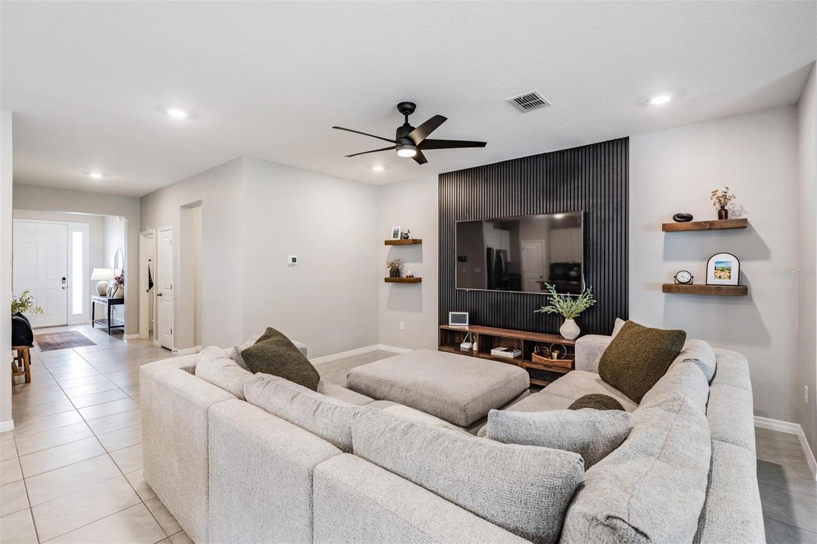 Image 8 of 48 For 13061 Brookside Moss Drive