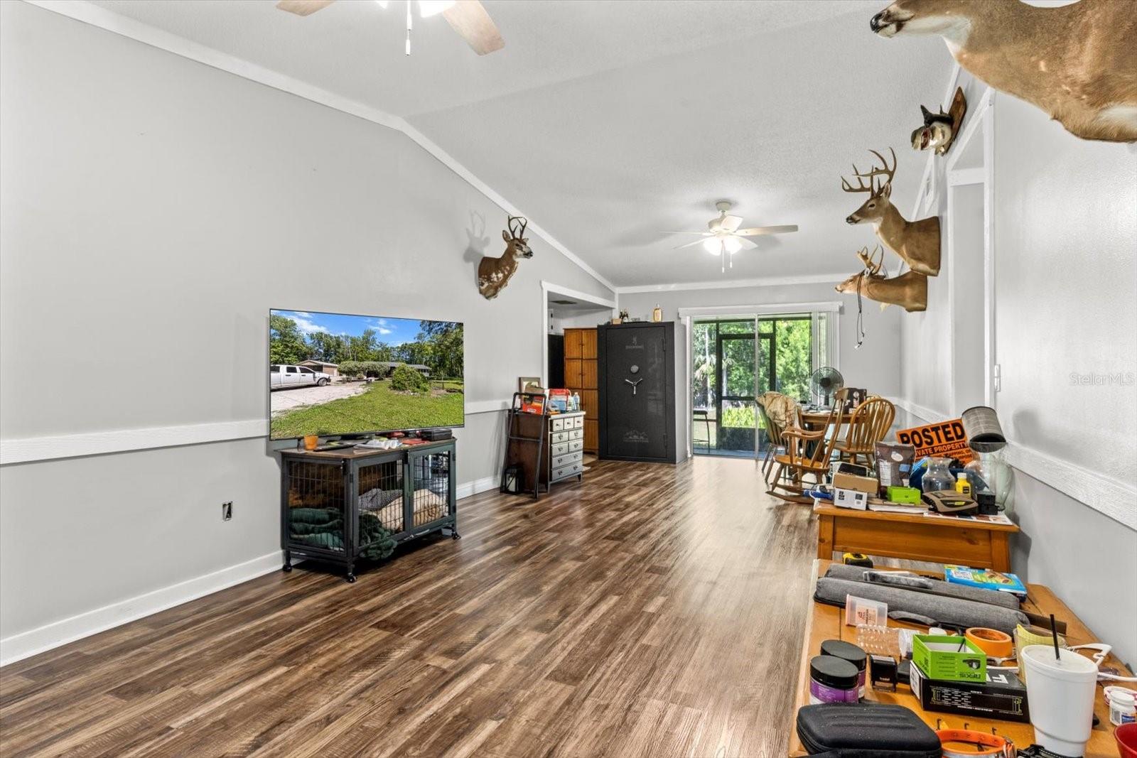 Image 14 of 60 For 11529 Locksley Court