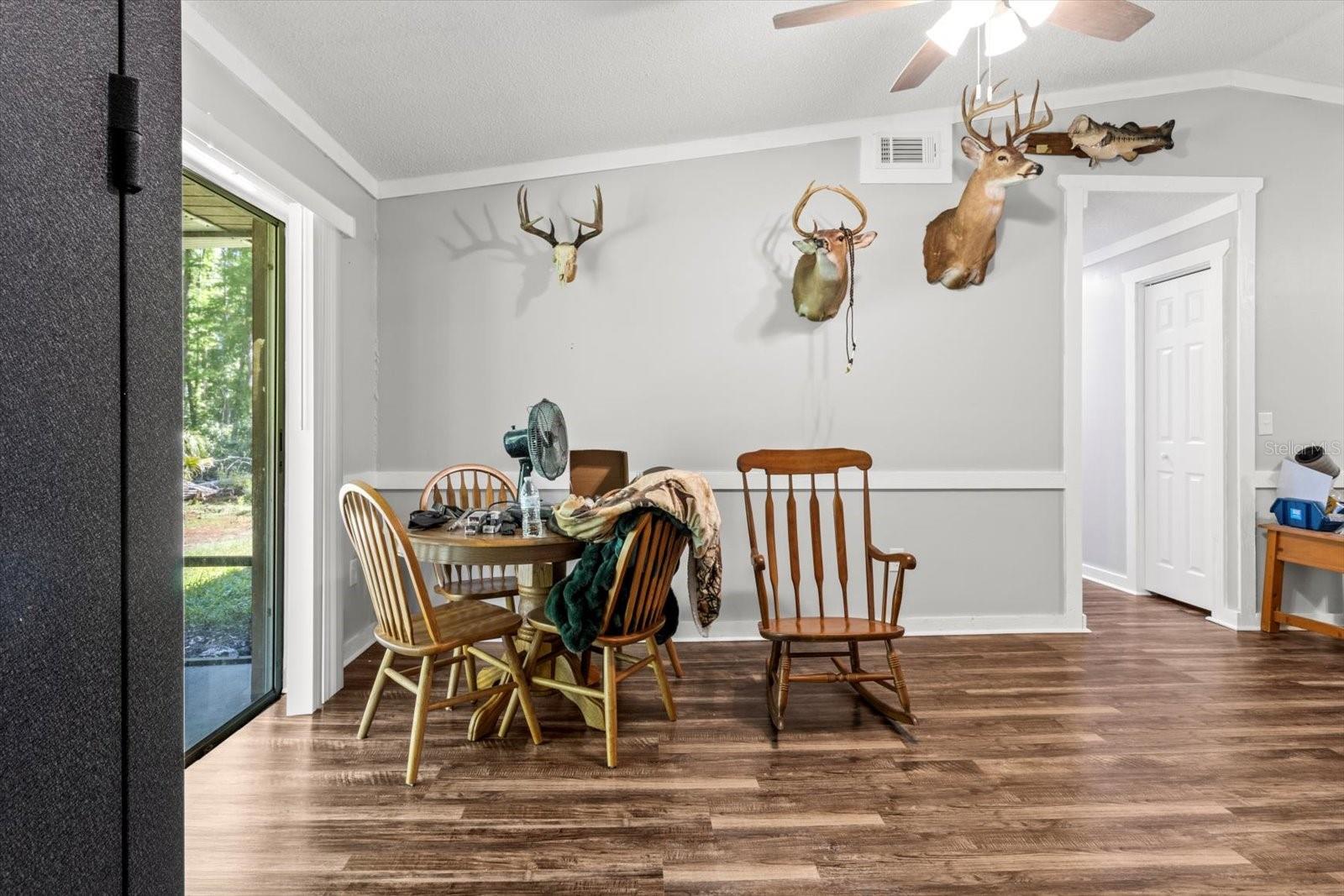 Image 17 of 60 For 11529 Locksley Court