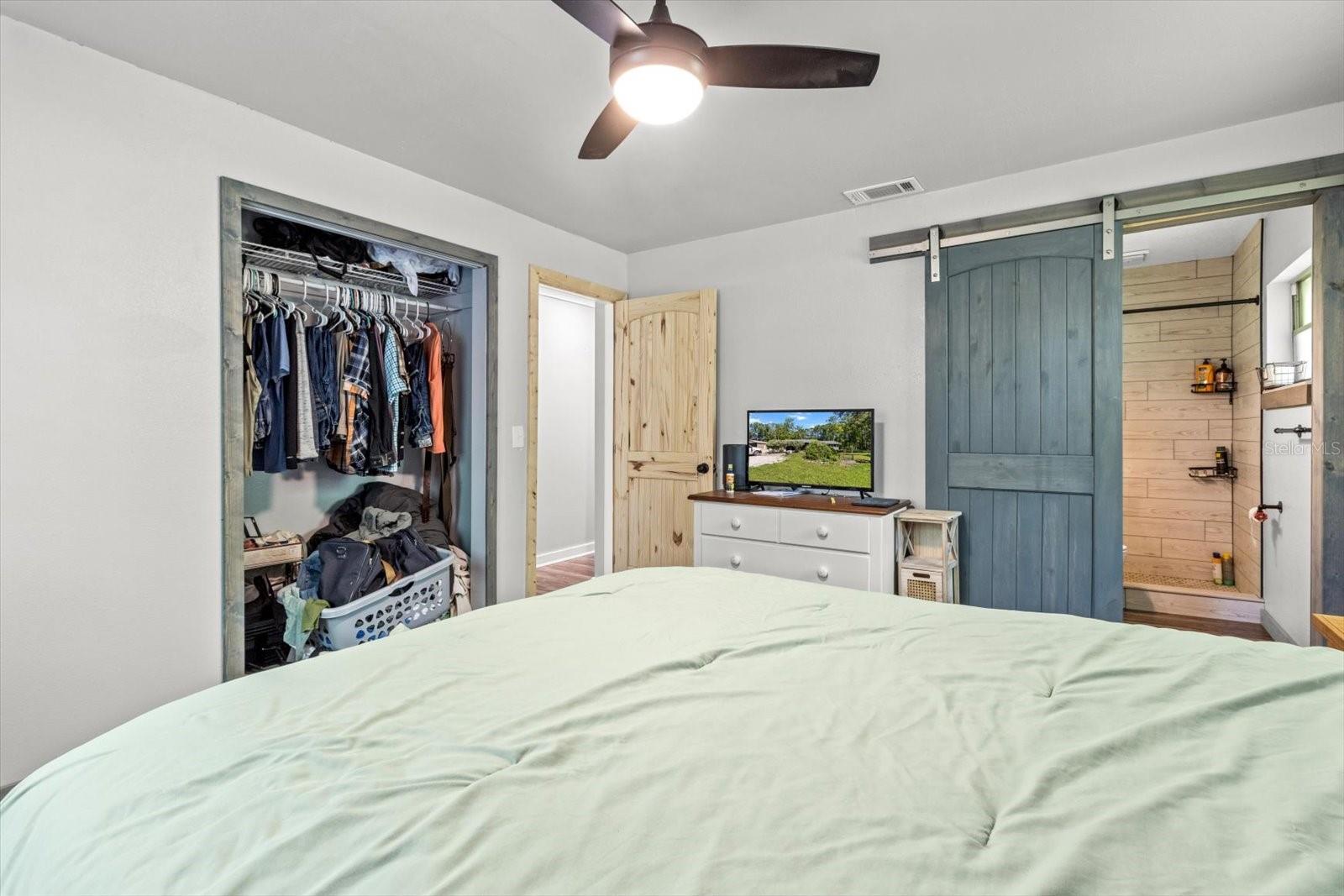 Image 21 of 60 For 11529 Locksley Court