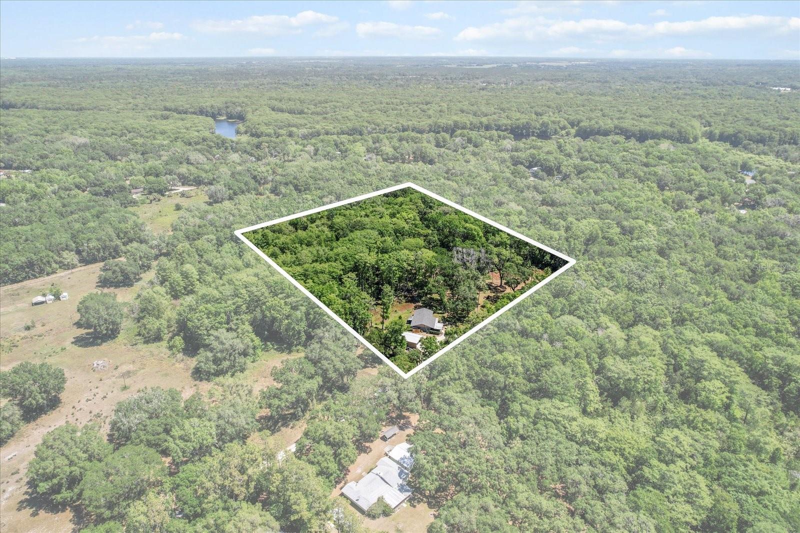 Image 4 of 60 For 11529 Locksley Court