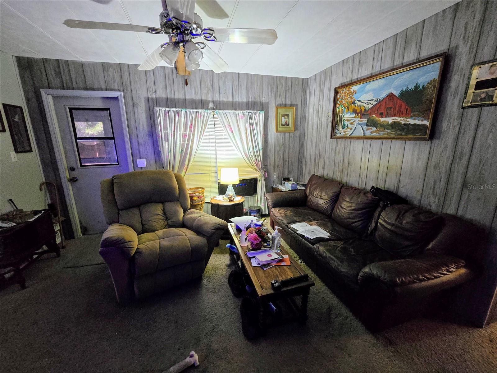 Image 5 of 5 For 8323 Evergreen Avenue