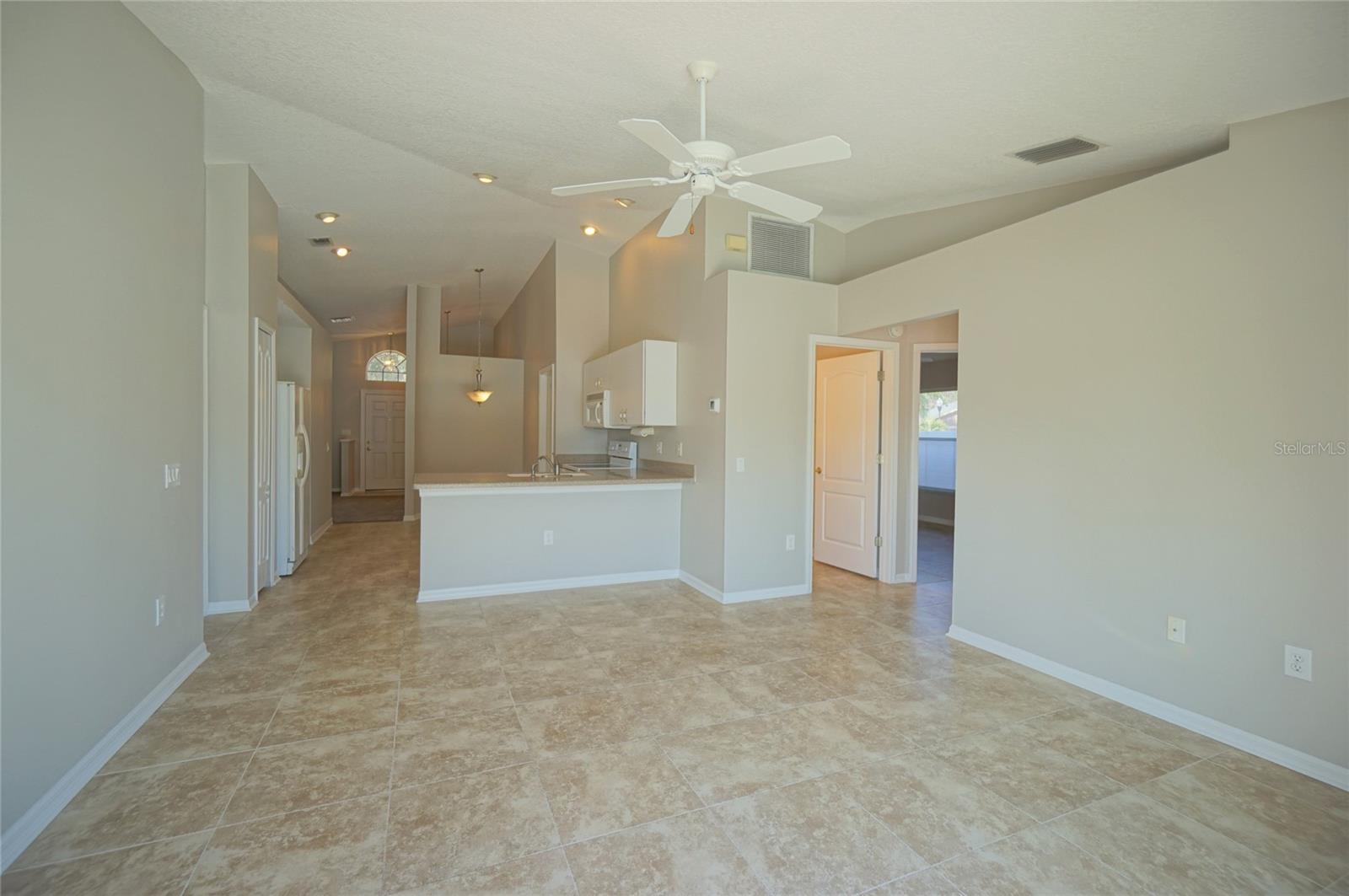 Image 11 of 24 For 8824 Sea Island Way