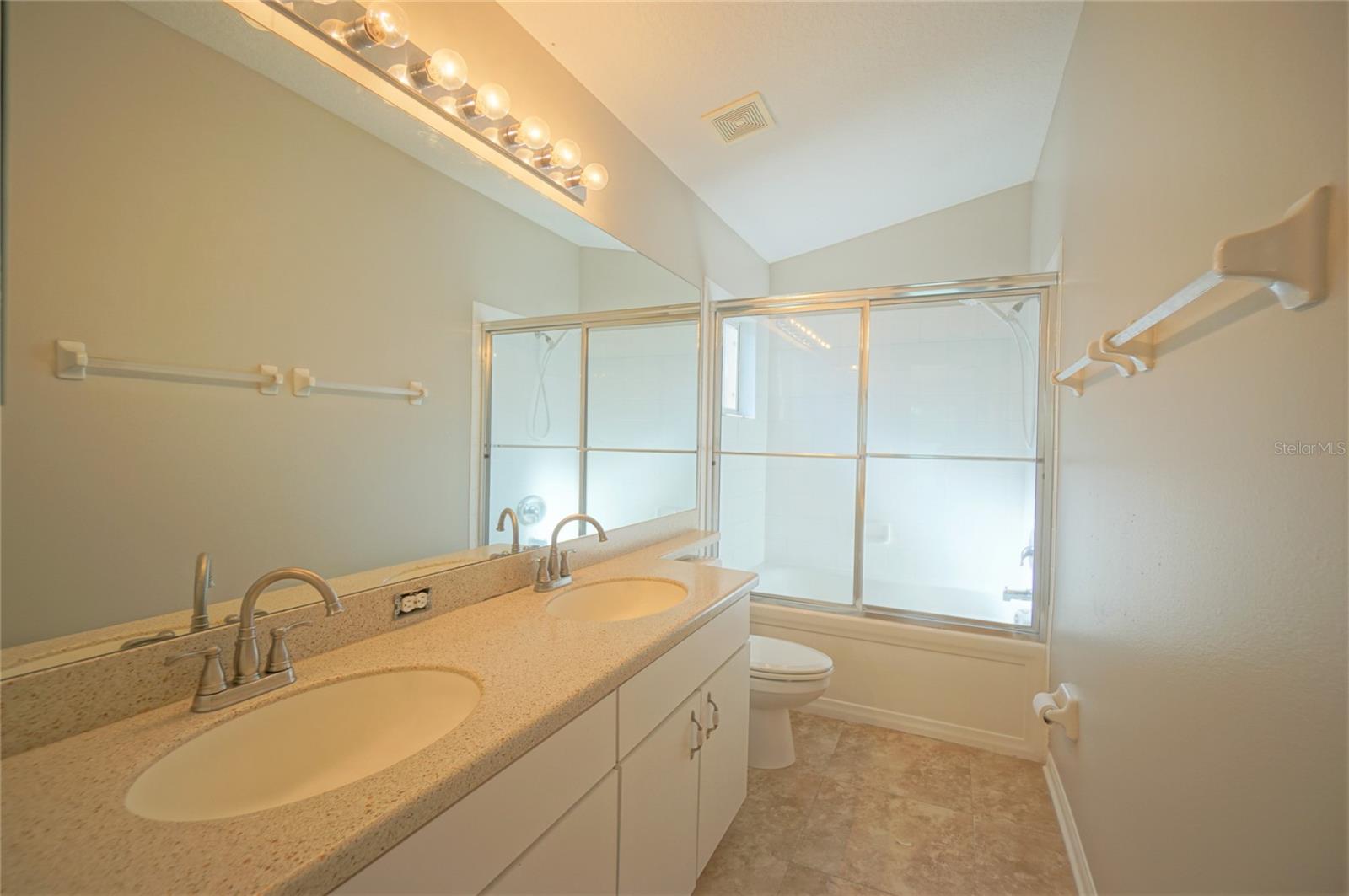 Image 15 of 24 For 8824 Sea Island Way