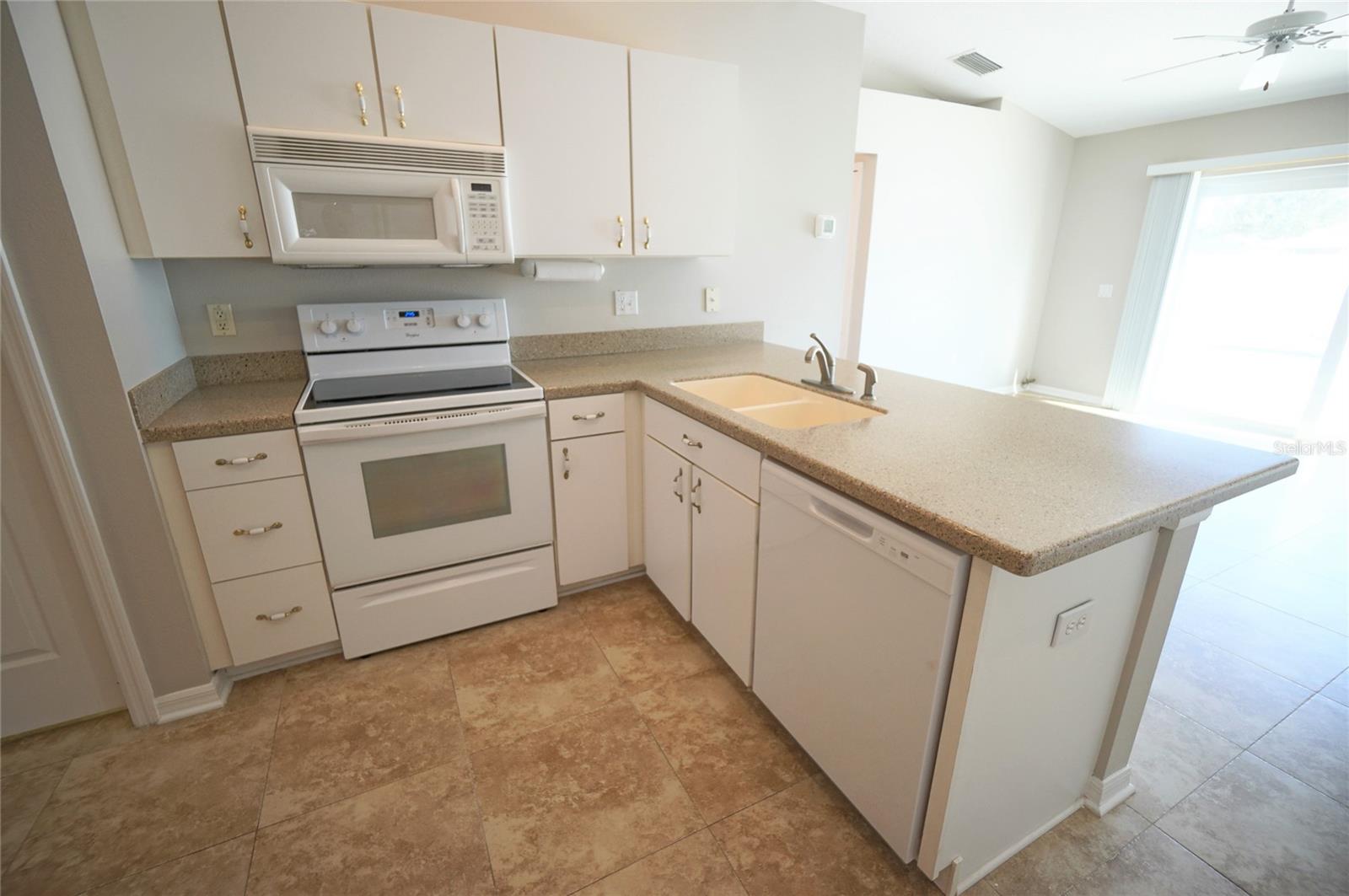 Image 8 of 24 For 8824 Sea Island Way
