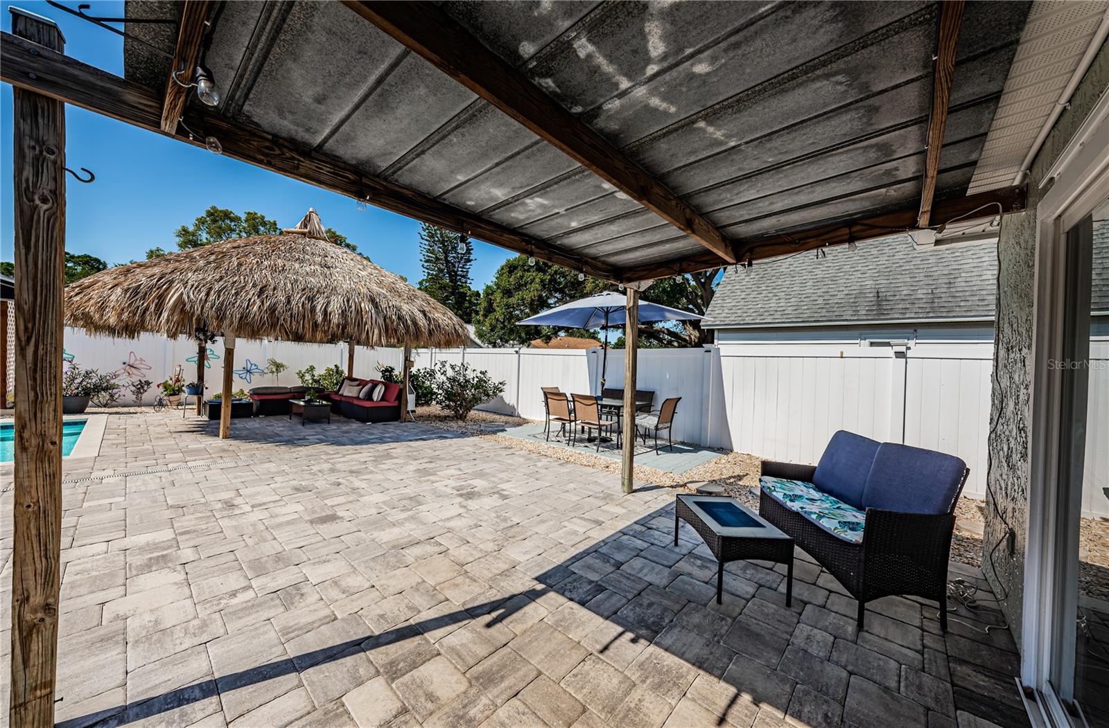 Image 8 of 47 For 12901 129th Avenue