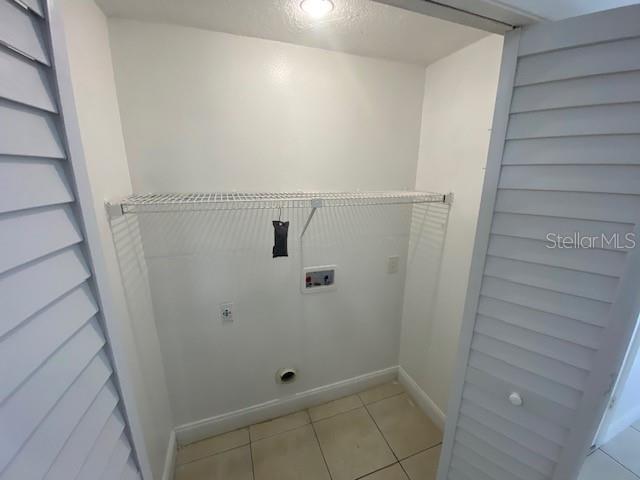 Image 10 of 15 For 13909 Fletchers Mill Drive
