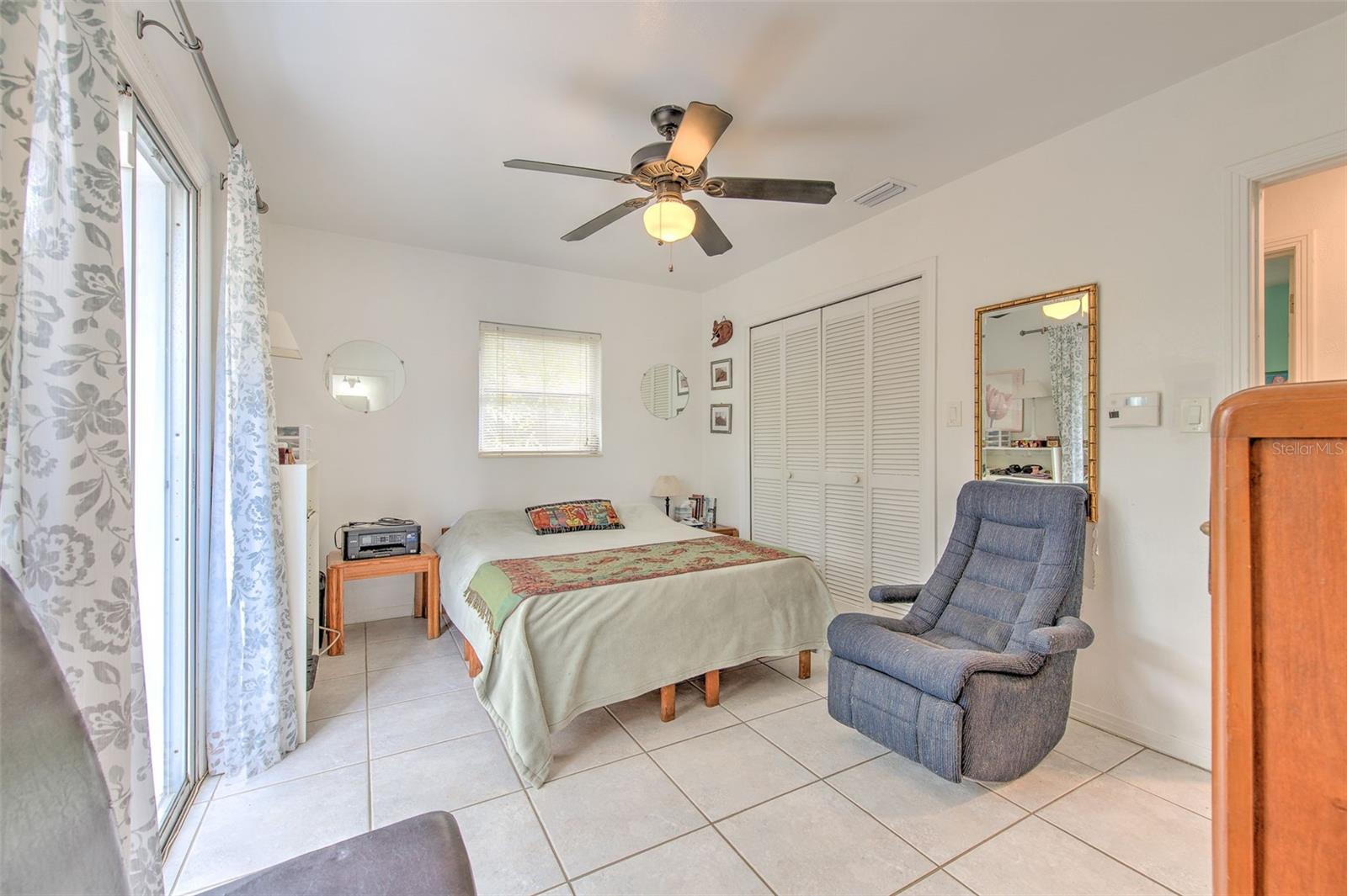 Image 19 of 39 For 10119 Cliff Circle