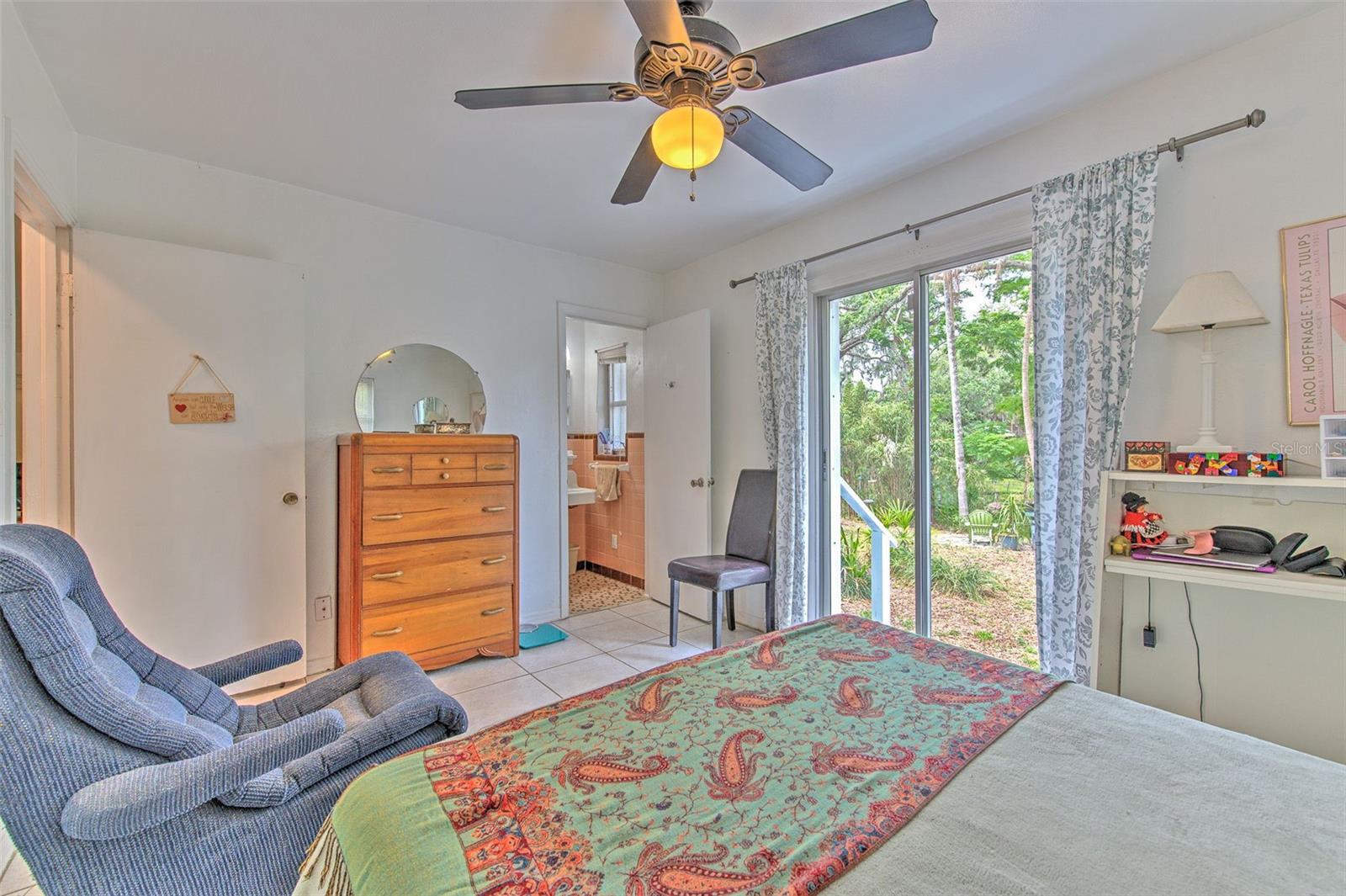 Image 20 of 39 For 10119 Cliff Circle