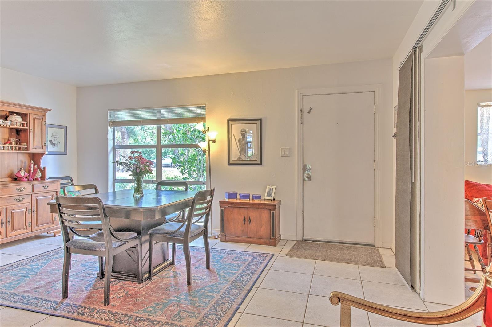 Image 3 of 39 For 10119 Cliff Circle
