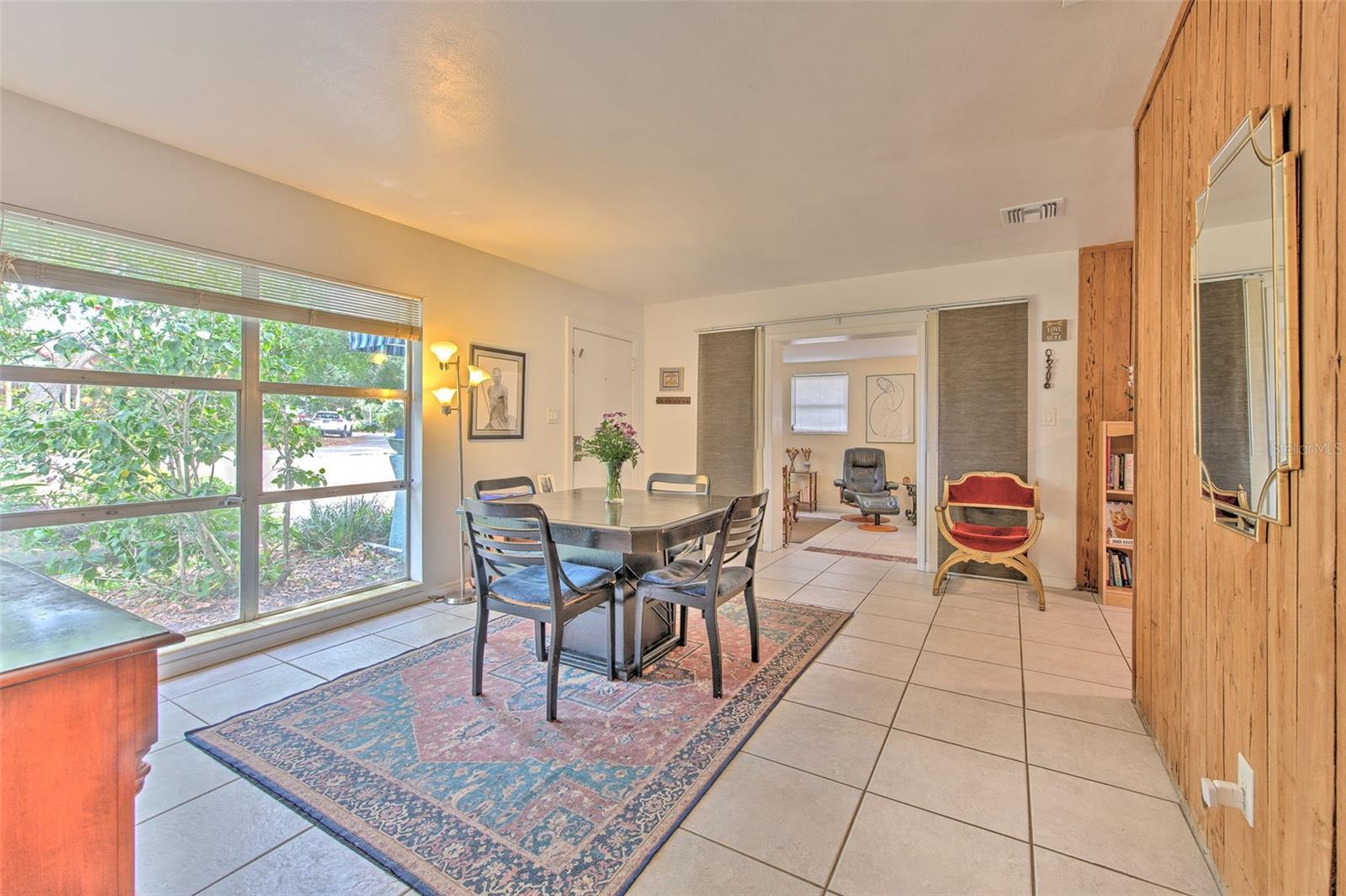 Image 6 of 39 For 10119 Cliff Circle