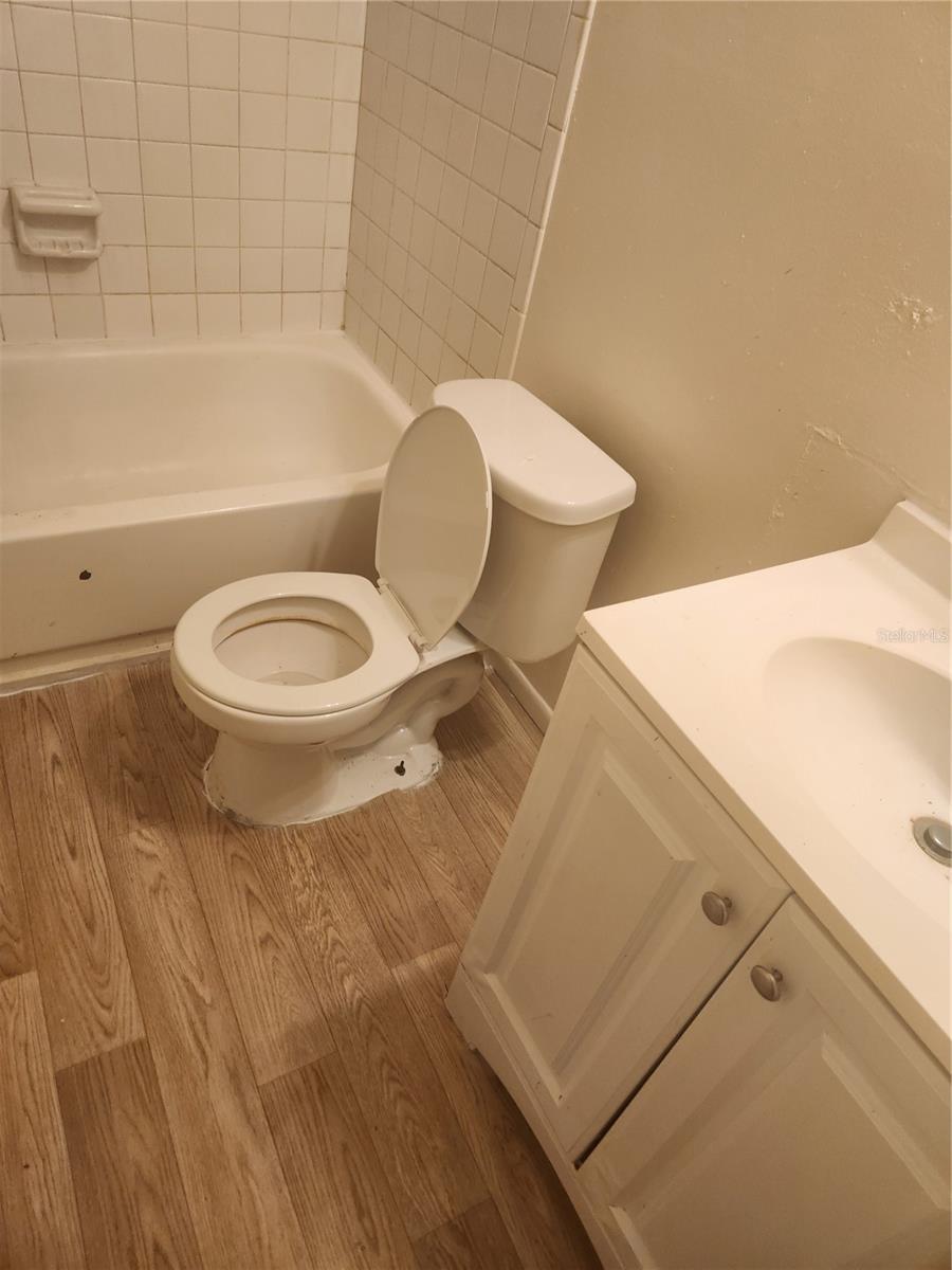 Image 7 of 7 For 3919 Fern Street 3