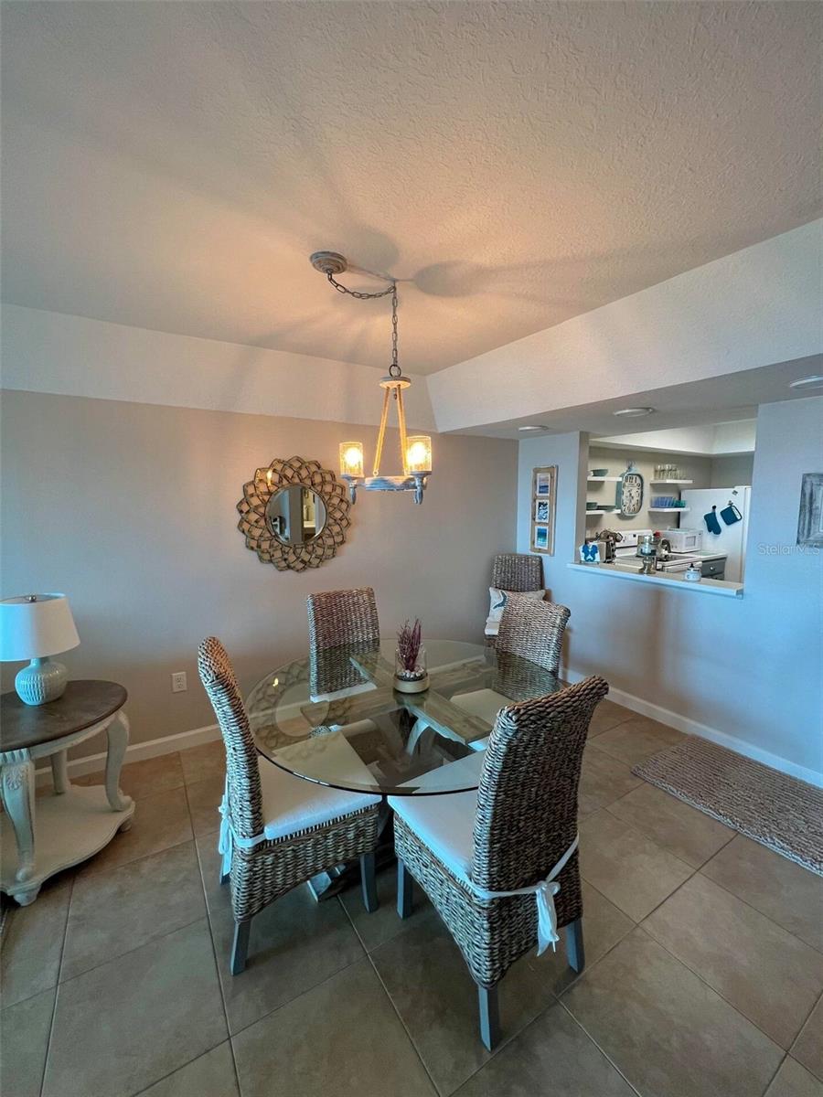 Image 13 of 38 For 3400 Gulf Boulevard 102