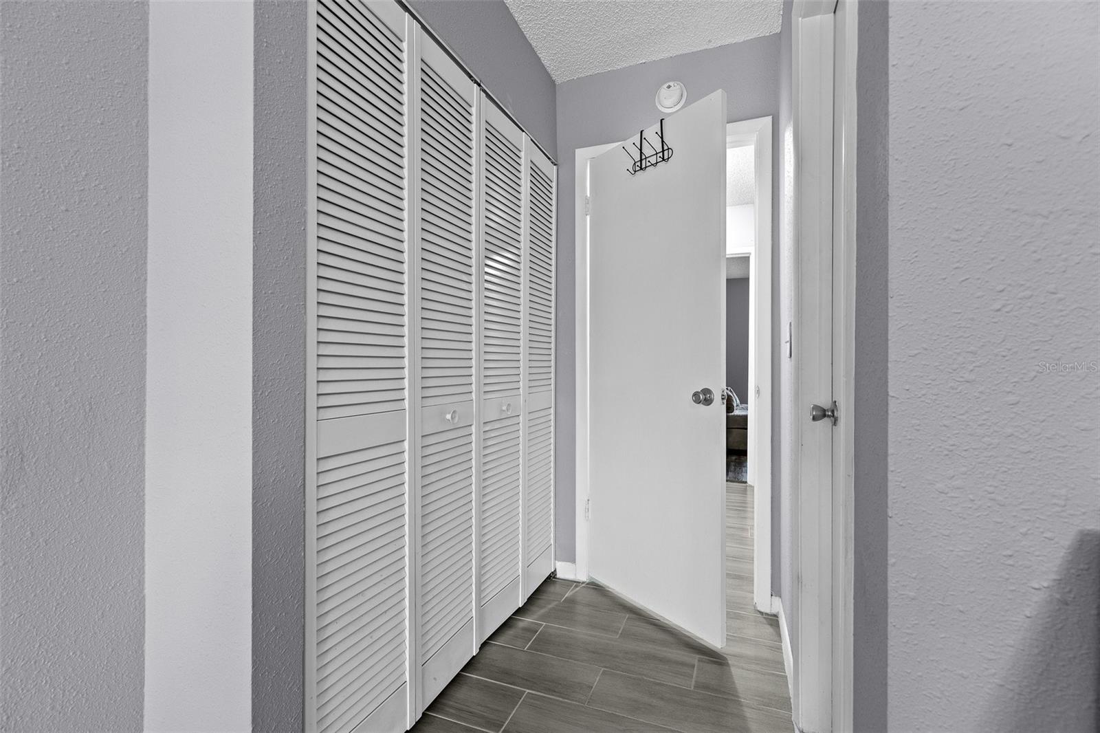 Image 14 of 27 For 3709 Greenery Court 209