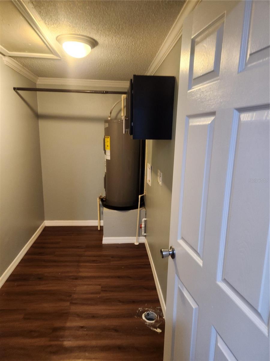 Image 7 of 7 For 5901 Bryce Lane 5926