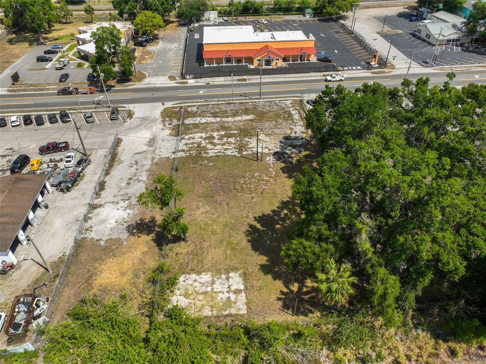 Image 5 of 15 For 713 Dr Martin Luther King Jr Boulevard