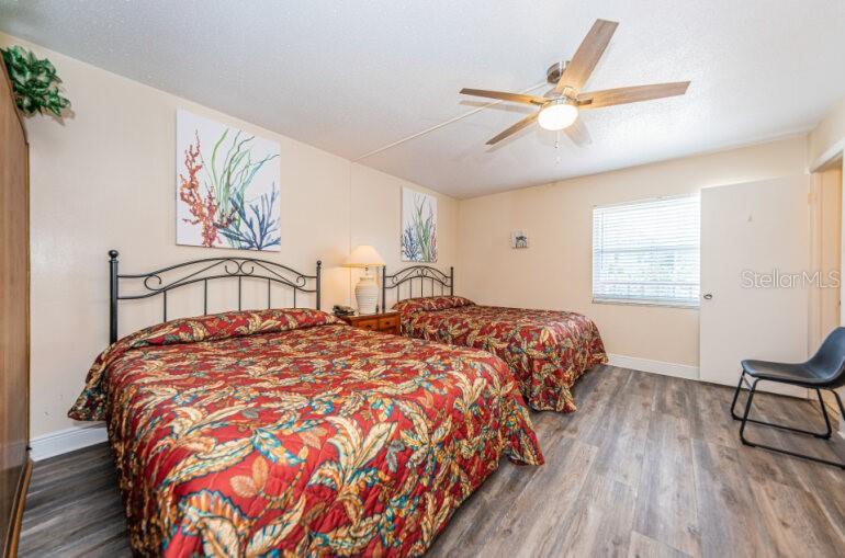Image 18 of 47 For 17248 Gulf Boulevard 12