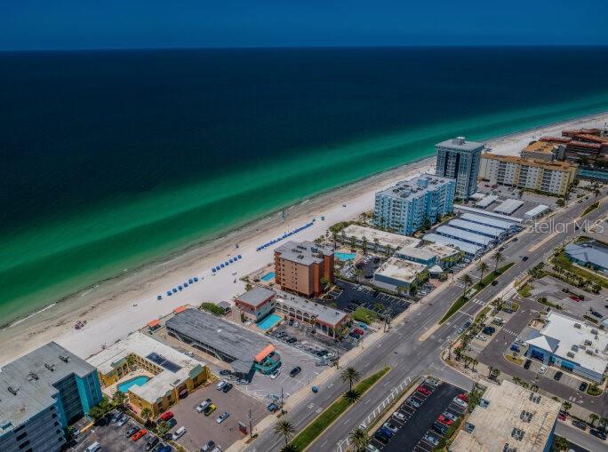 Image 2 of 47 For 17248 Gulf Boulevard 12