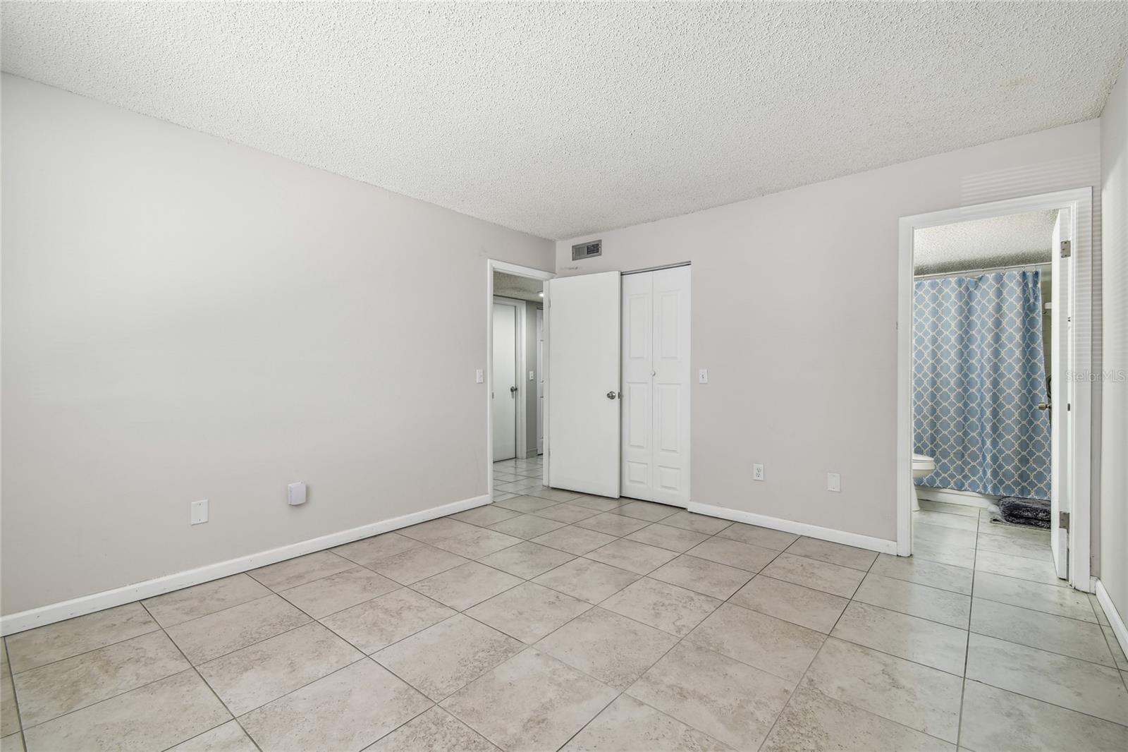Image 23 of 98 For 3824 Cortez Drive B