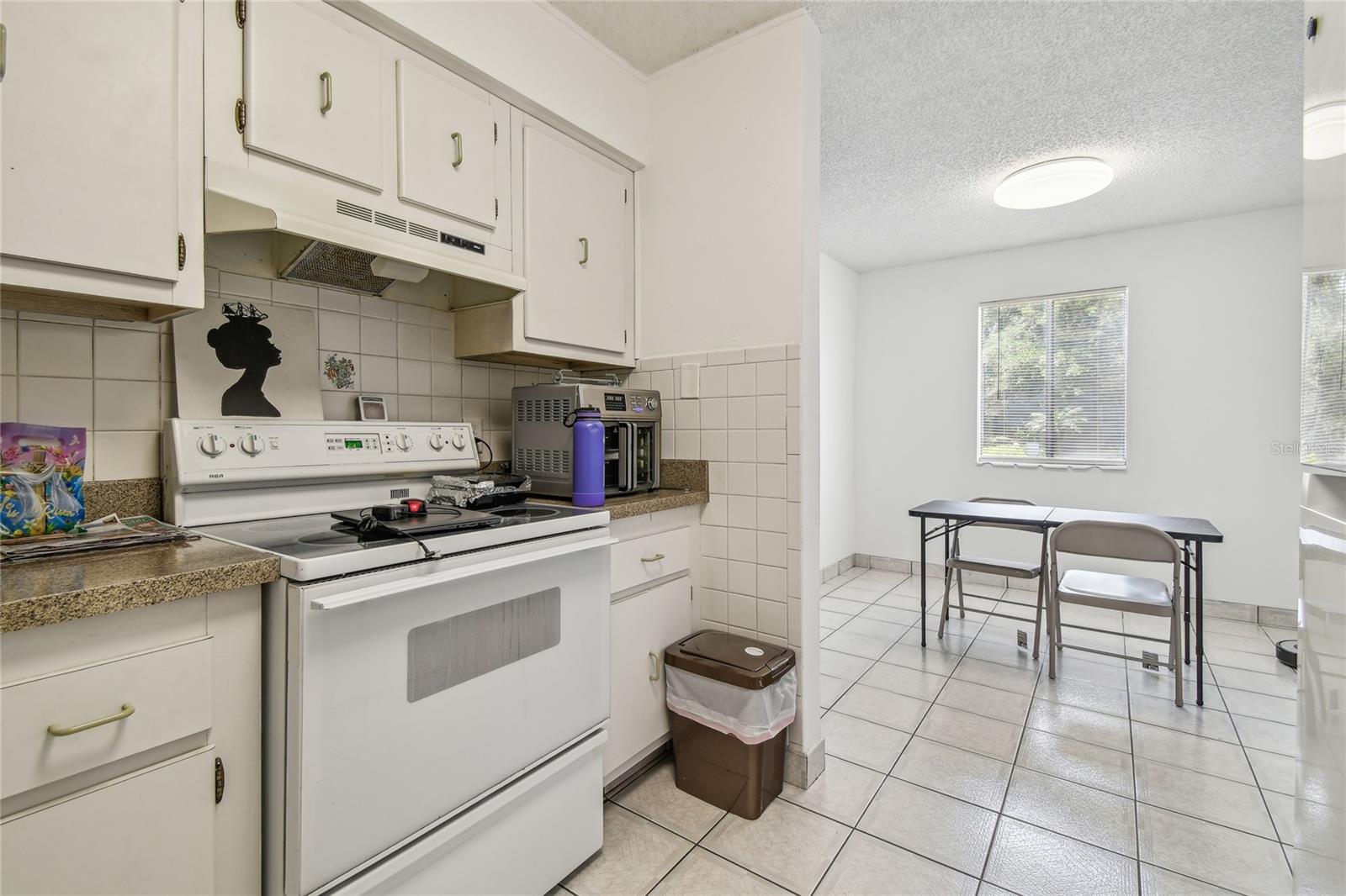 Image 39 of 98 For 3824 Cortez Drive B