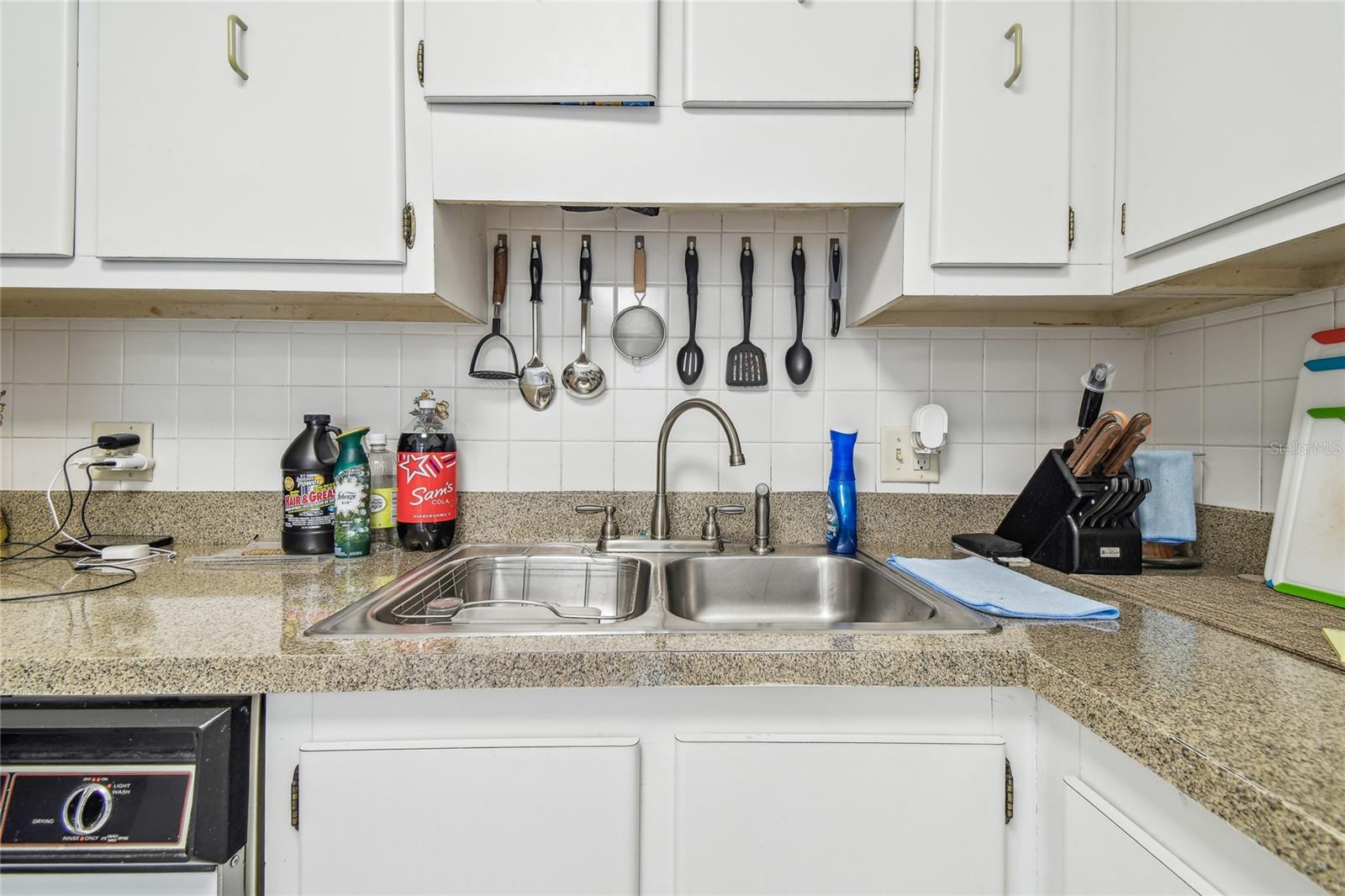 Image 41 of 98 For 3824 Cortez Drive B