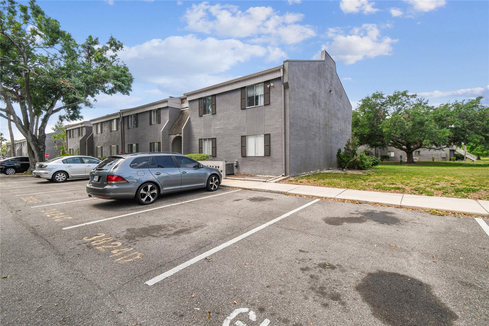 Image 6 of 98 For 3824 Cortez Drive B