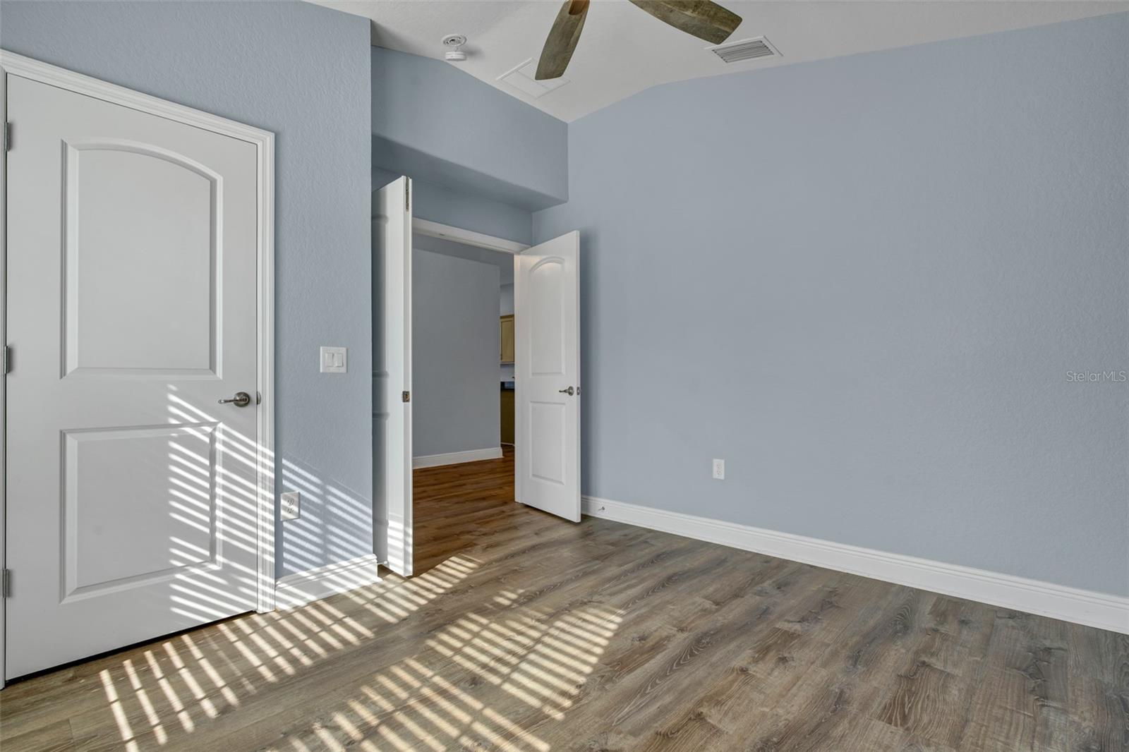 Image 19 of 46 For 14312 Edinburgh Moor Drive