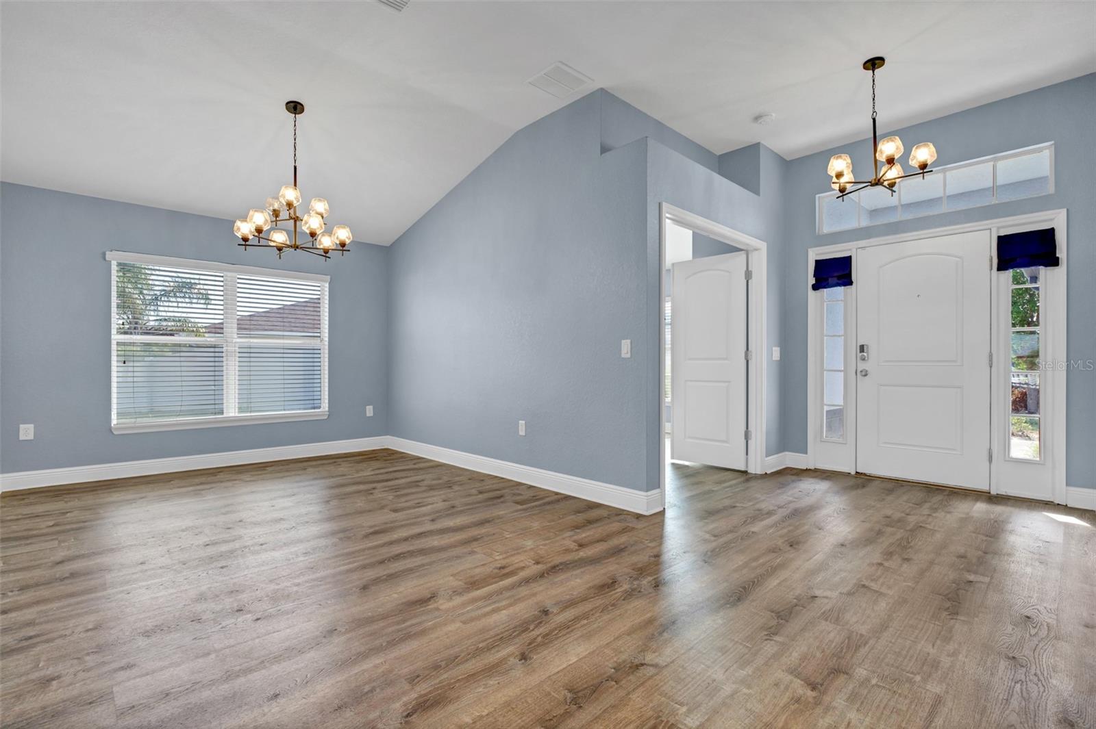 Image 5 of 46 For 14312 Edinburgh Moor Drive