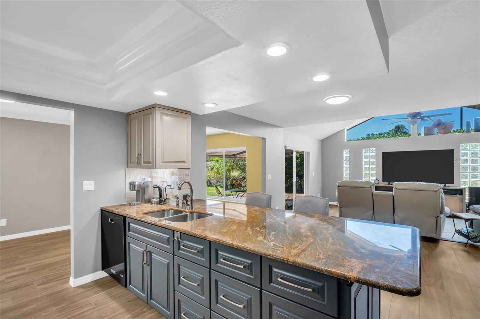 Image 11 of 88 For 3276 Hilary Circle