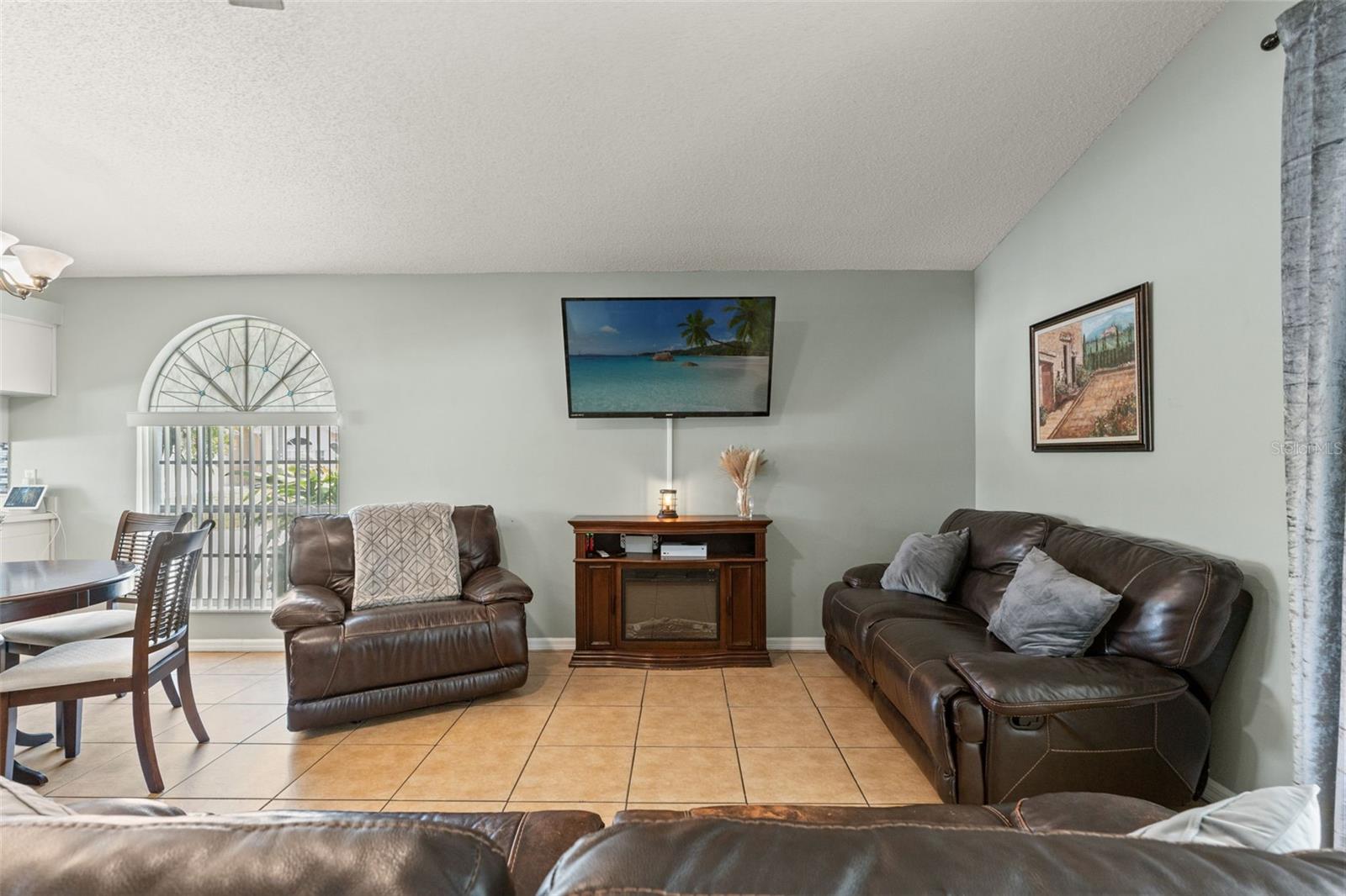 Image 11 of 34 For 11026 Austin Court