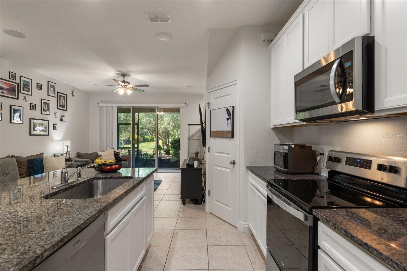 Image 10 of 46 For 6225 Scarlet Darter Way