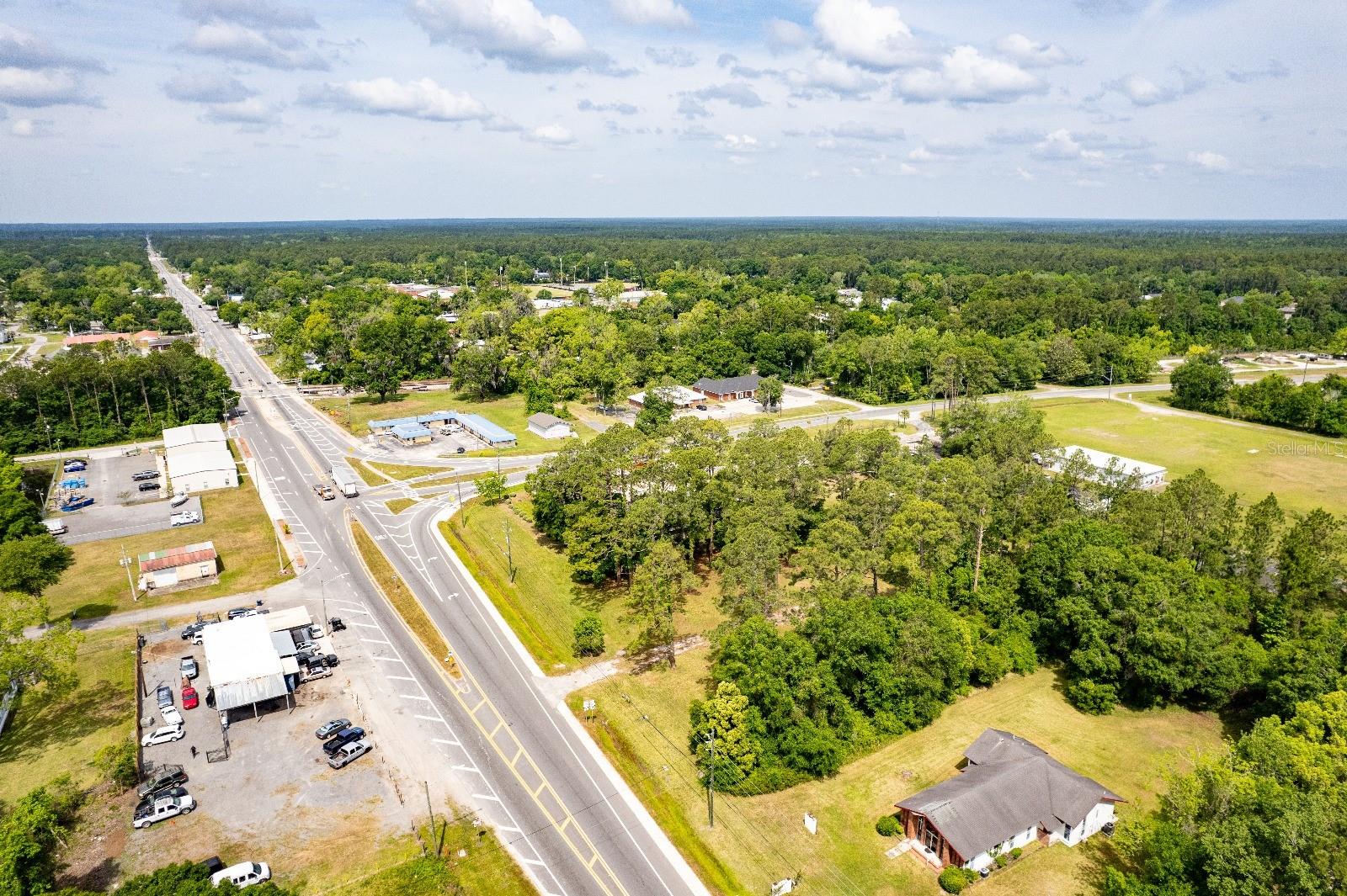 Image 2 of 13 For 429 Us Highway 90 E