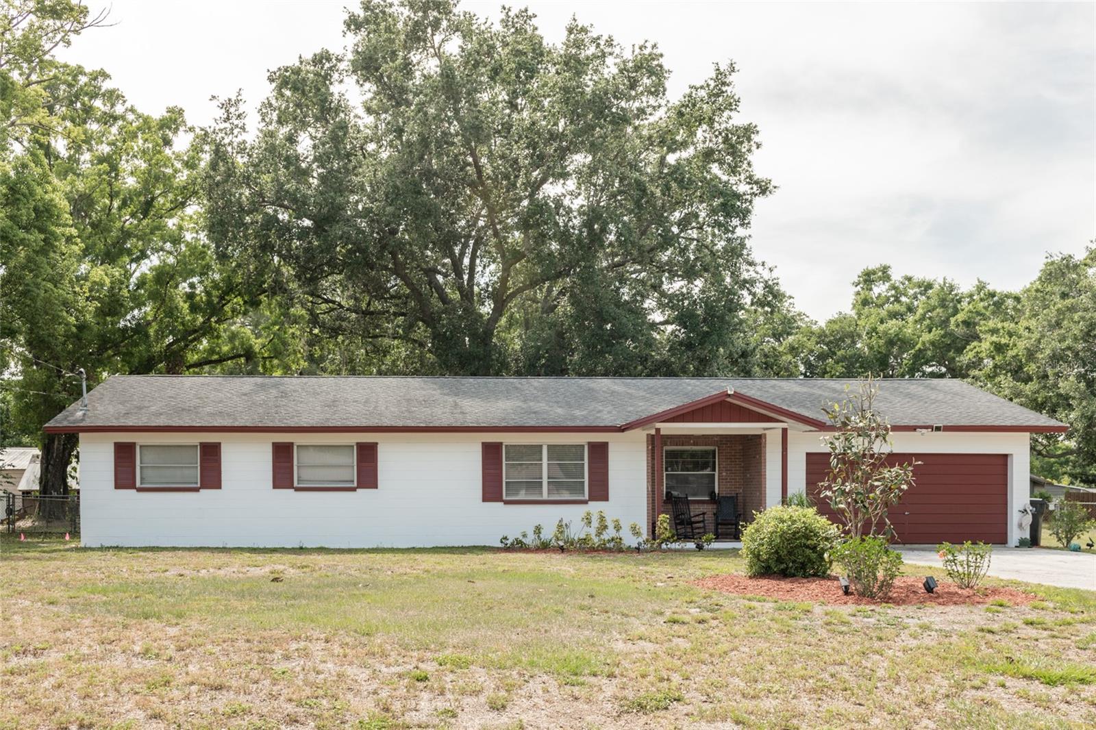 Details for 12213 Floral Ln, THONOTOSASSA, FL 33592