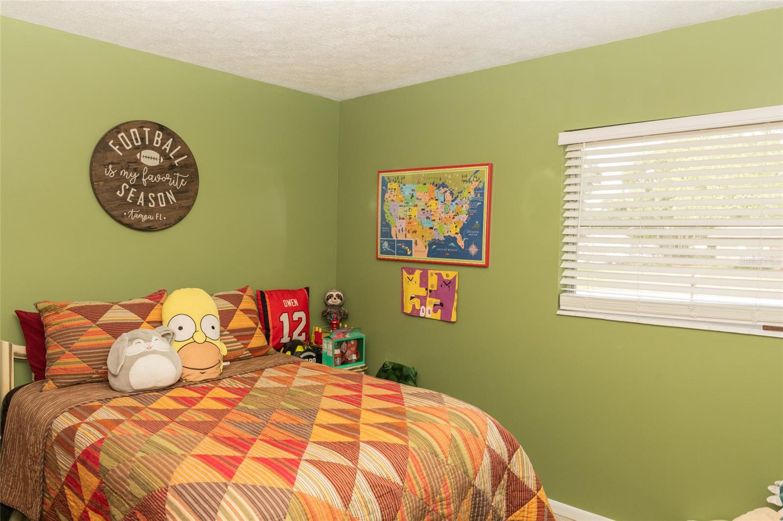 Image 10 of 35 For 12213 Floral Ln