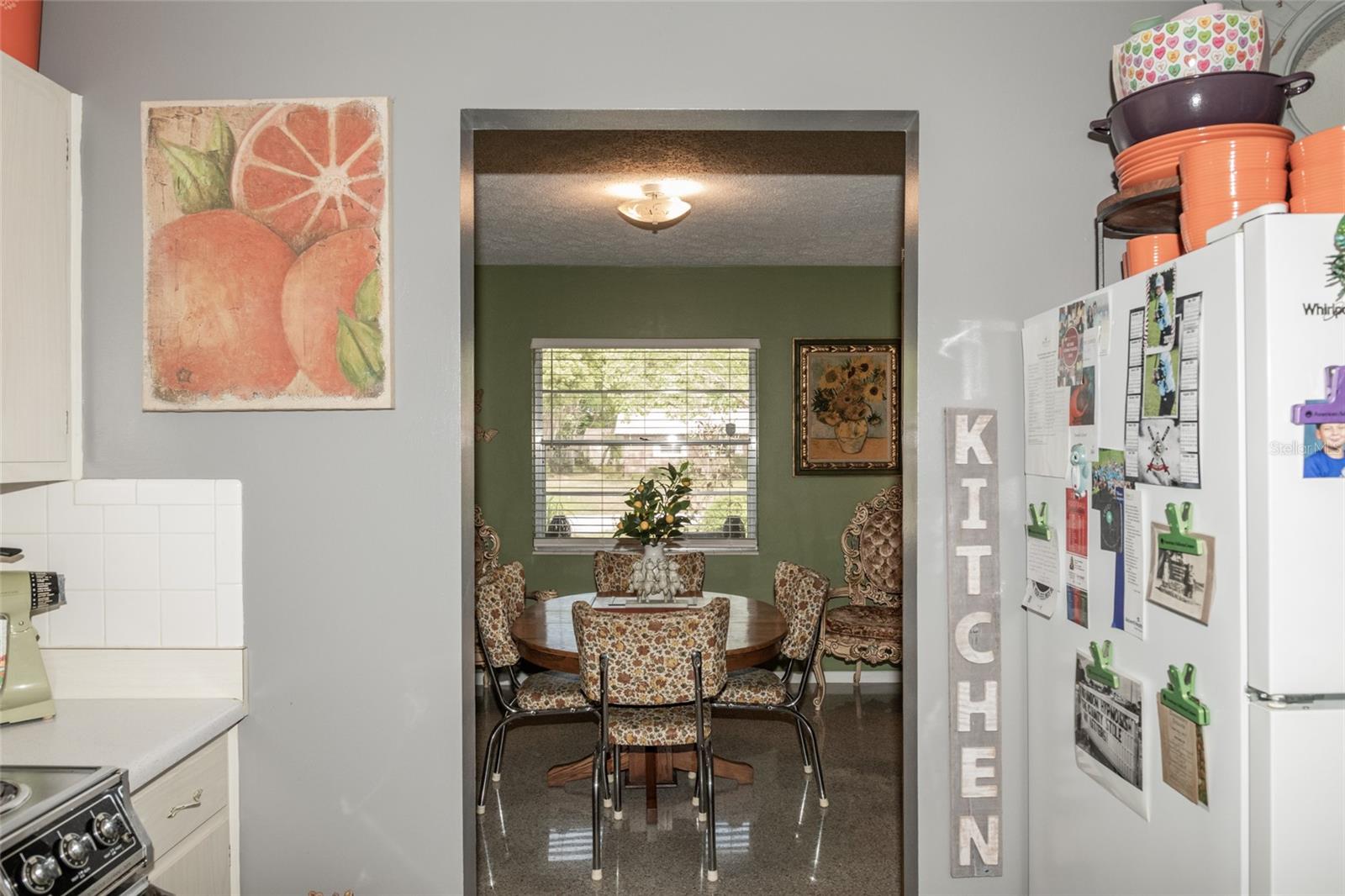 Image 21 of 35 For 12213 Floral Ln