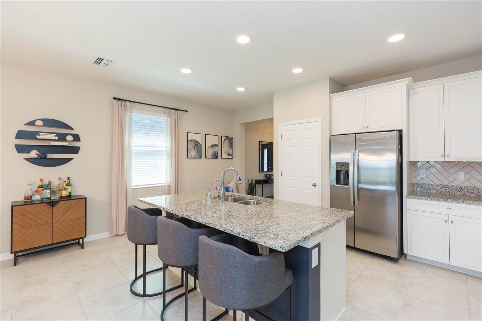 Image 12 of 60 For 5059 Bromeliad Avenue