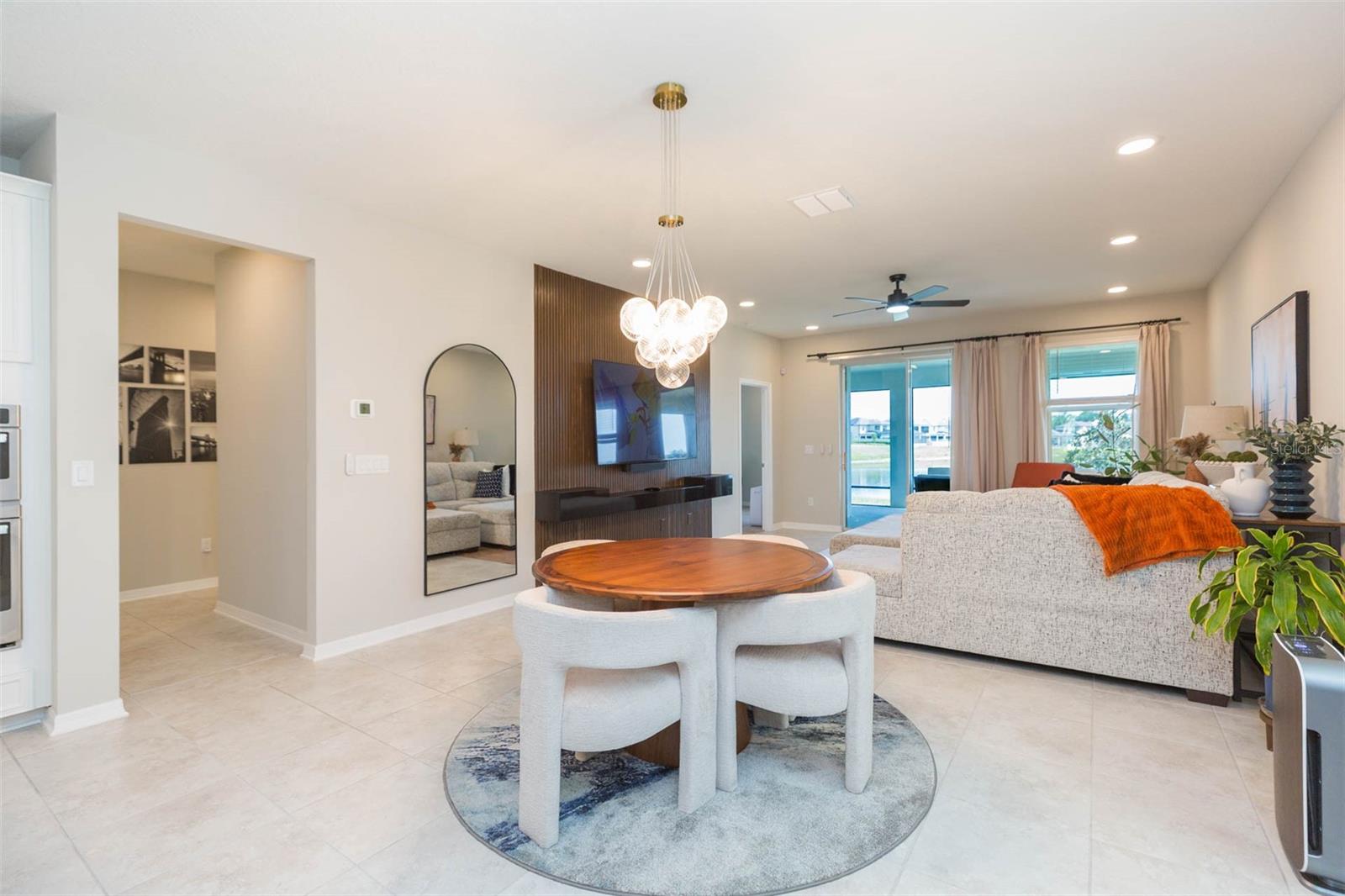 Image 17 of 60 For 5059 Bromeliad Avenue