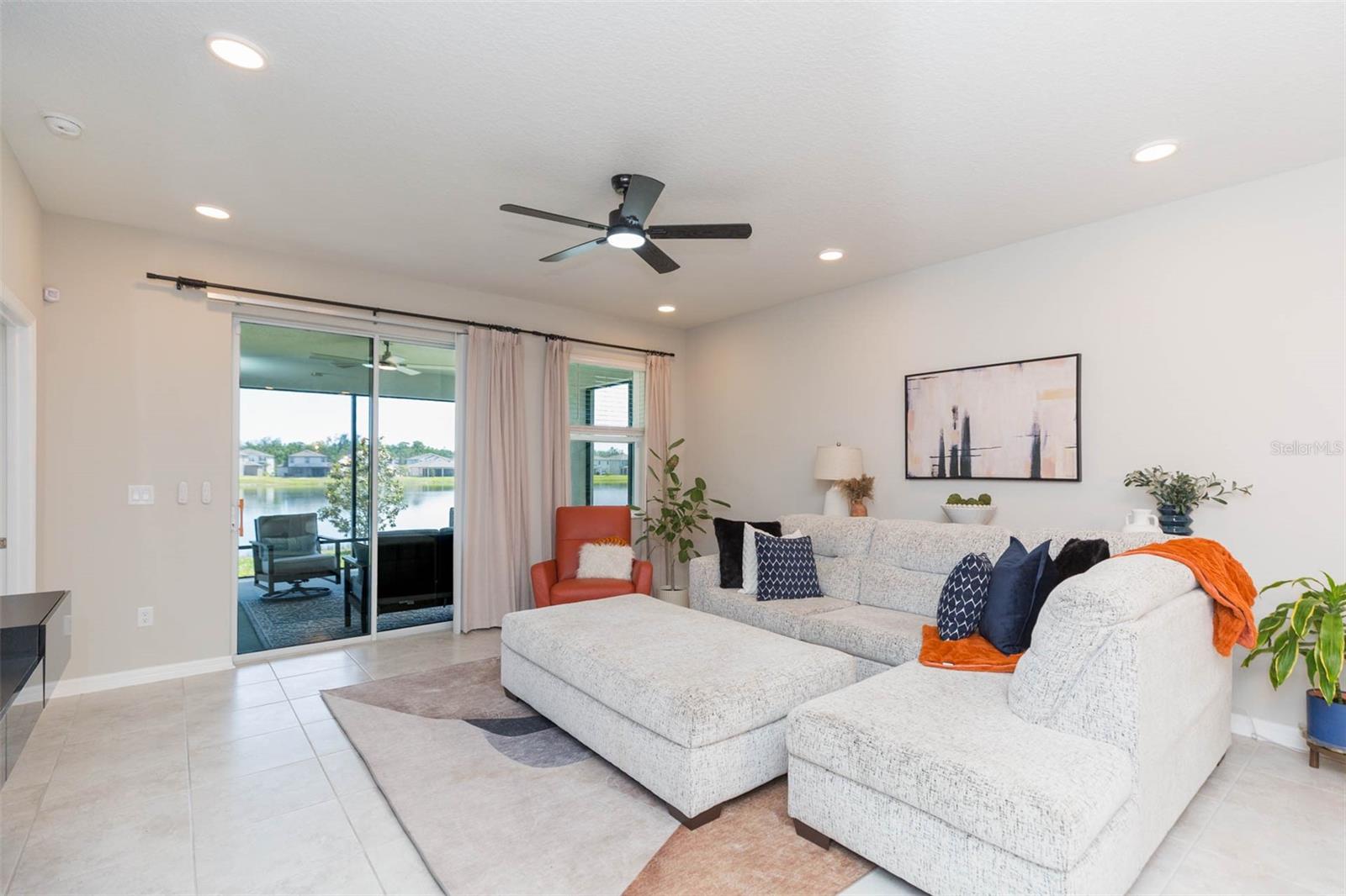 Image 21 of 60 For 5059 Bromeliad Avenue
