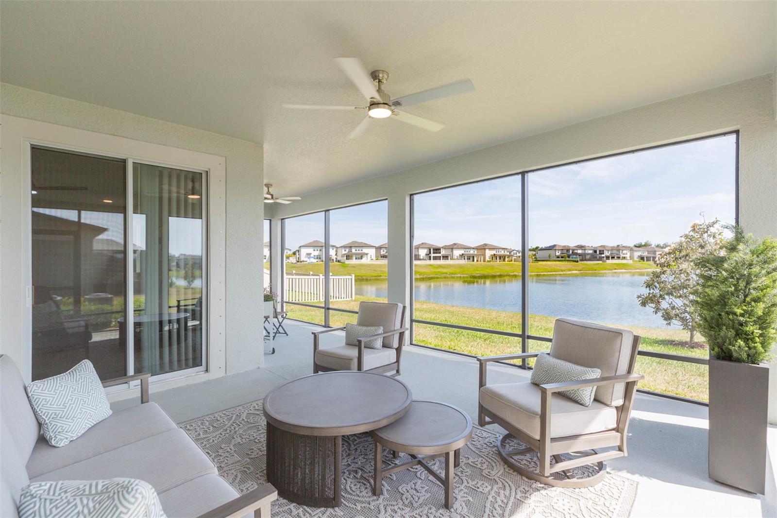 Image 32 of 60 For 5059 Bromeliad Avenue