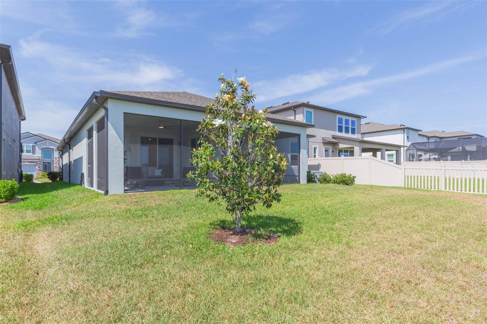 Image 36 of 60 For 5059 Bromeliad Avenue
