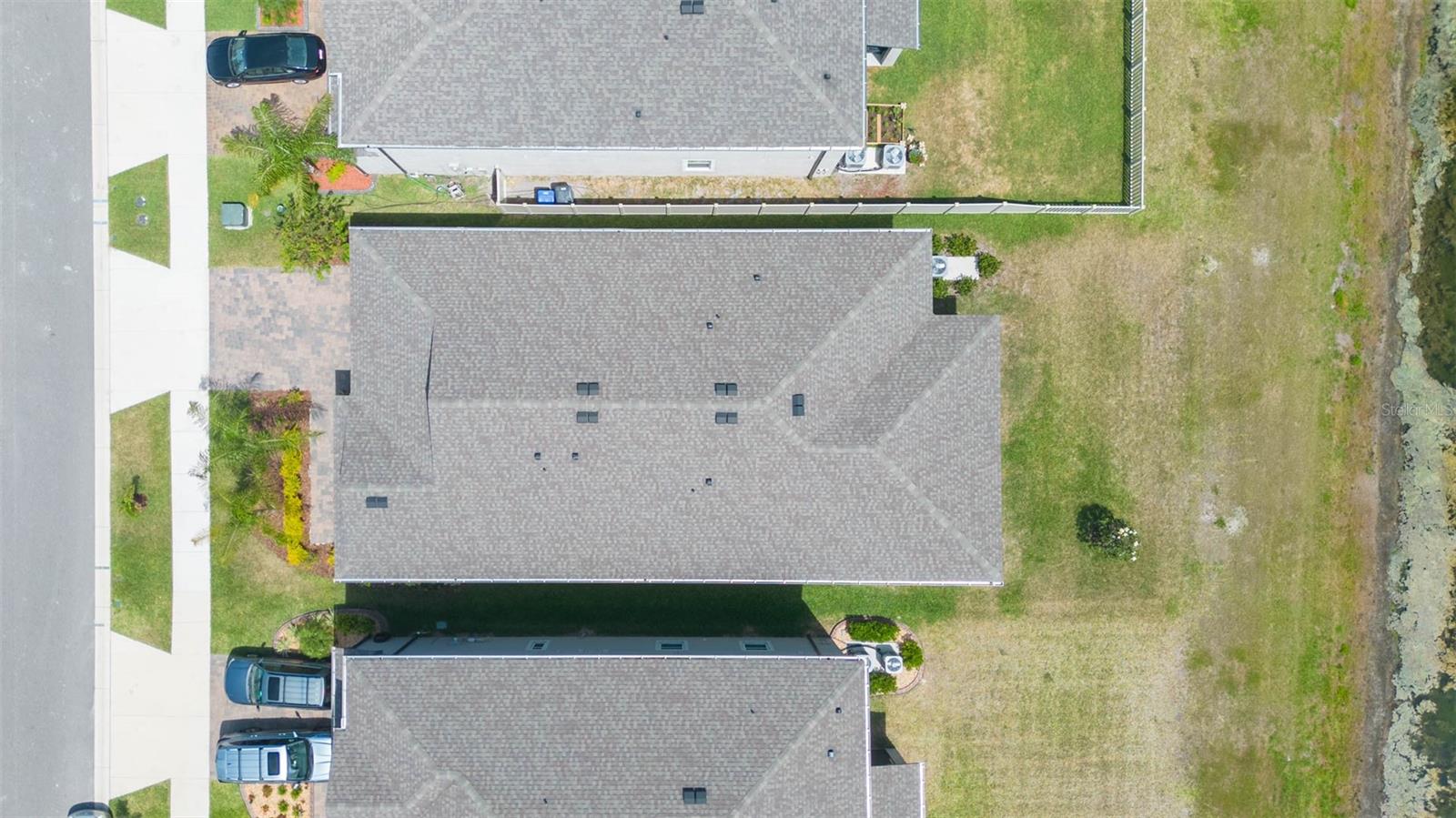 Image 46 of 60 For 5059 Bromeliad Avenue