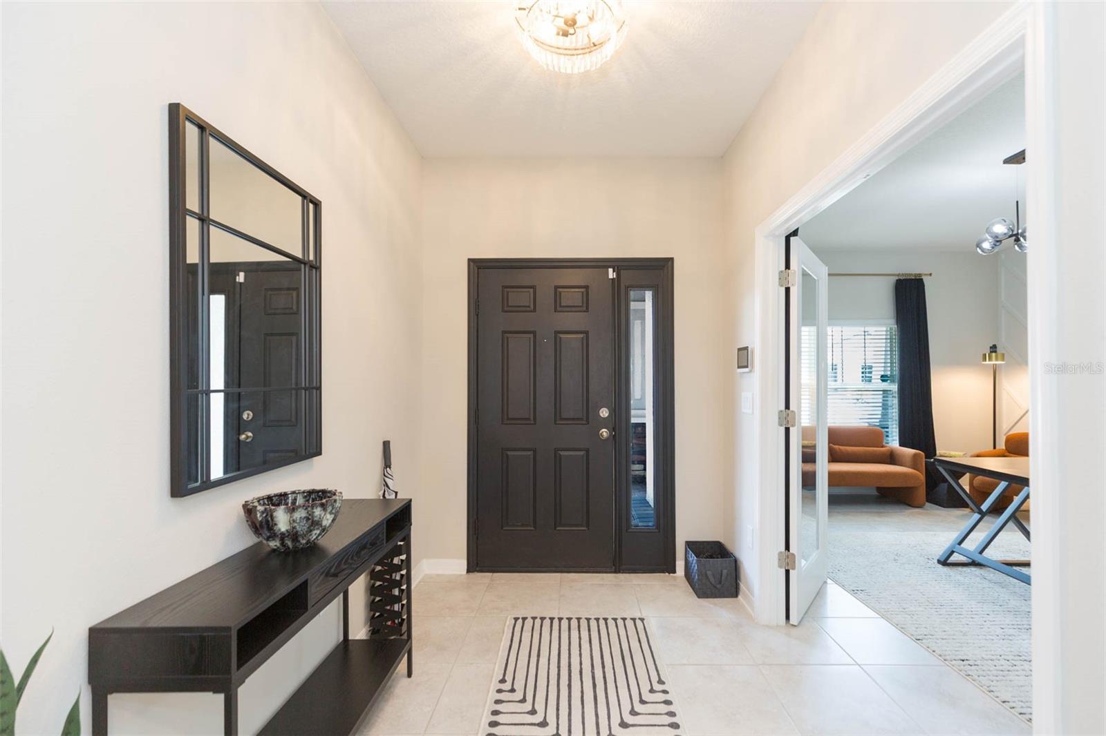 Image 5 of 60 For 5059 Bromeliad Avenue