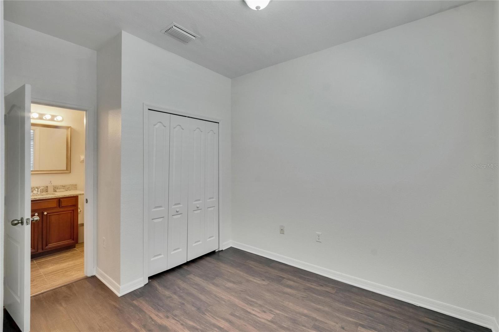 Image 20 of 62 For 2044 Greenwood Valley Drive