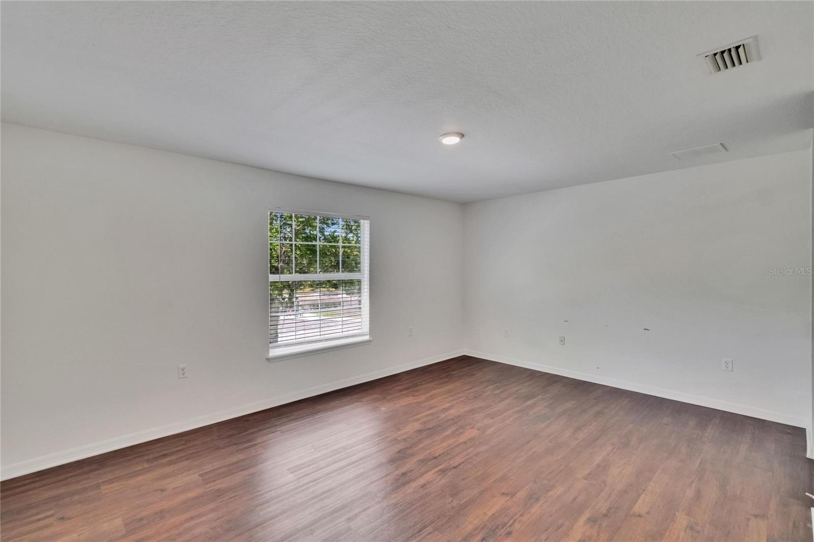 Image 28 of 62 For 2044 Greenwood Valley Drive