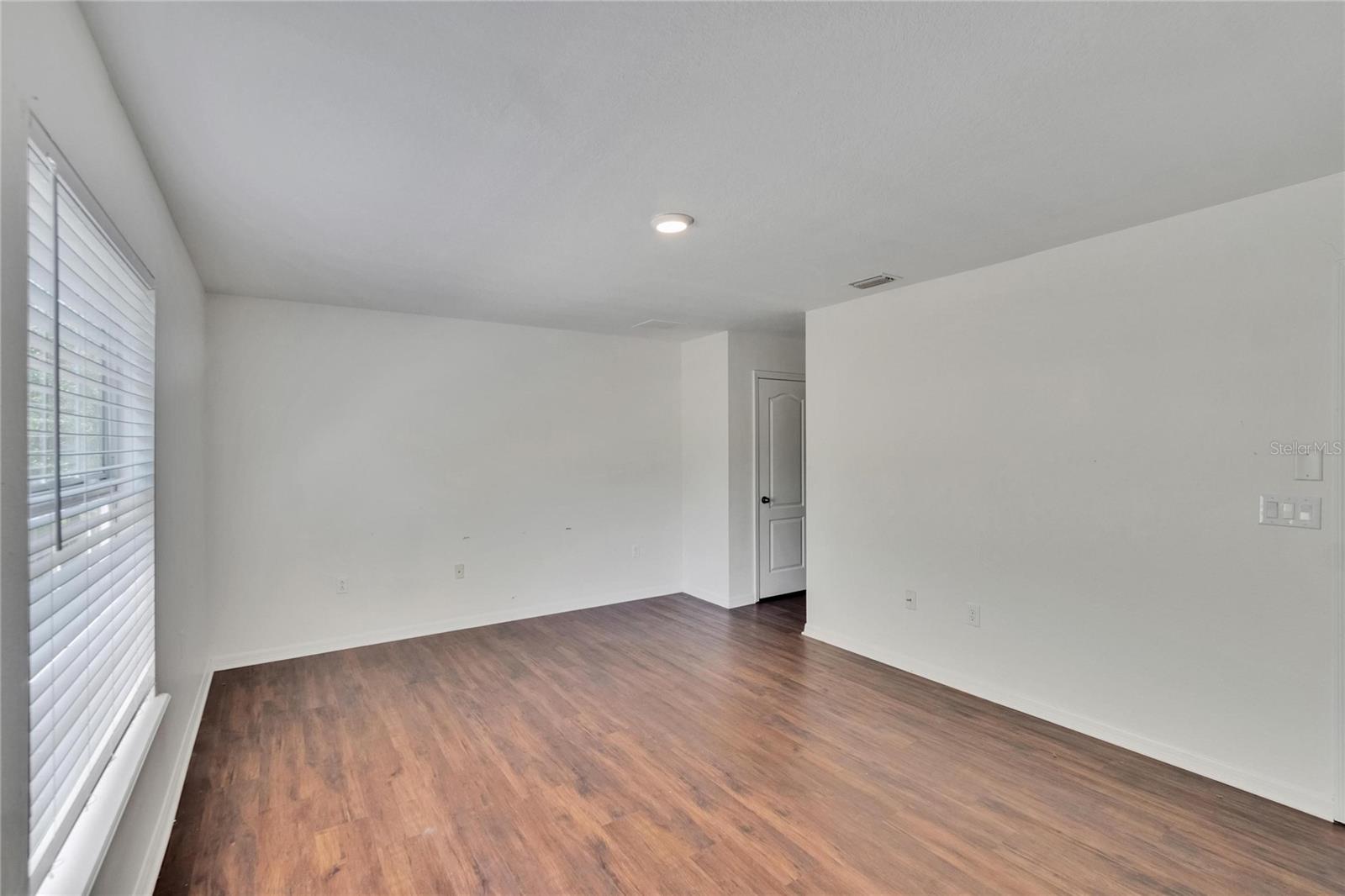 Image 29 of 62 For 2044 Greenwood Valley Drive
