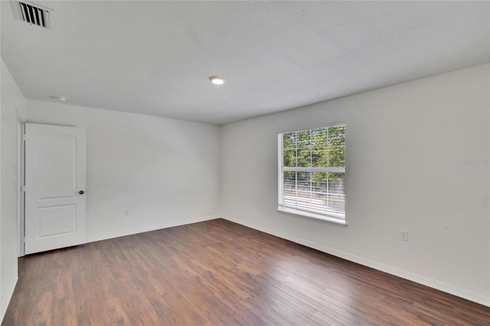 Image 35 of 62 For 2044 Greenwood Valley Drive